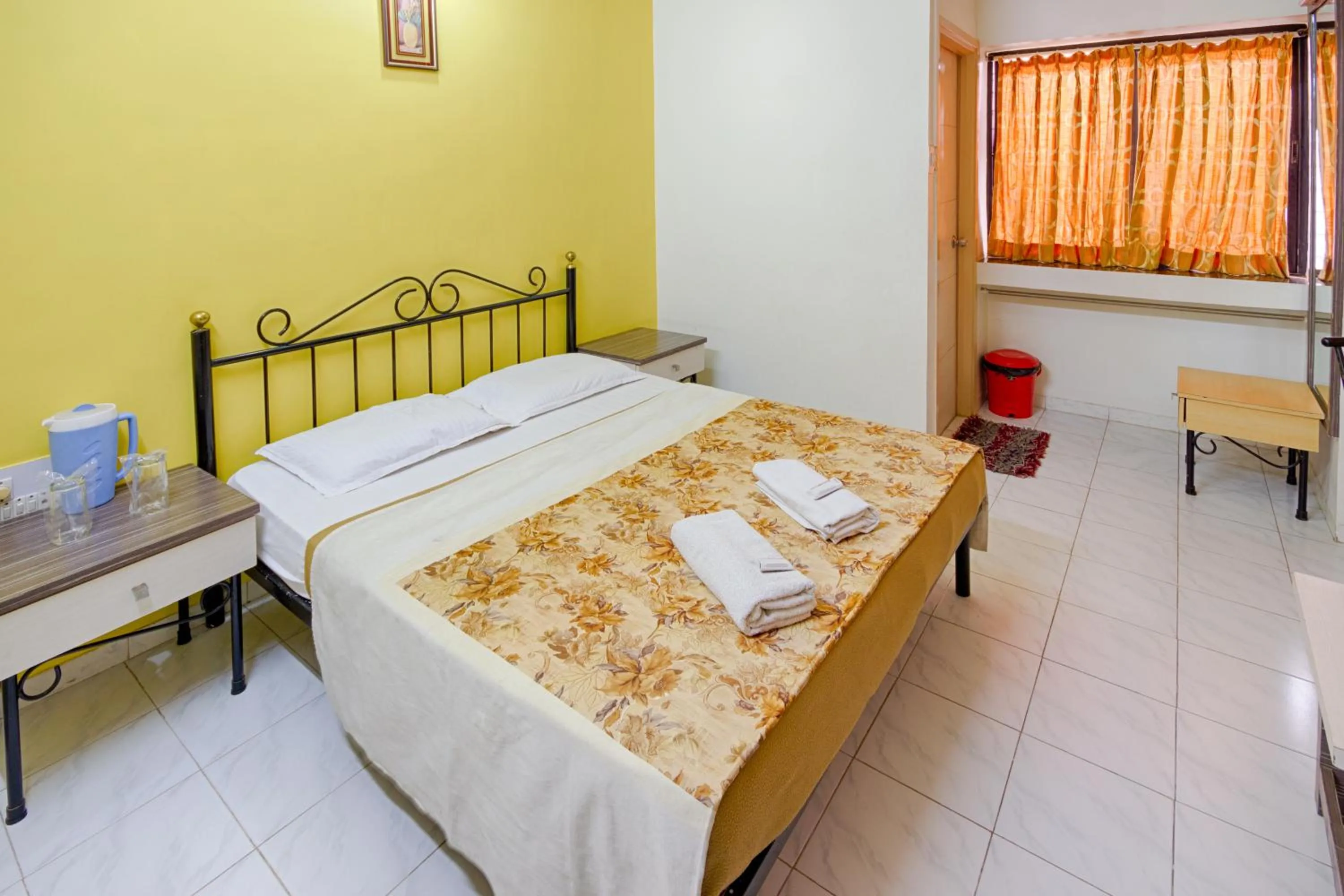 Bed in Hotel Grand Ashwin