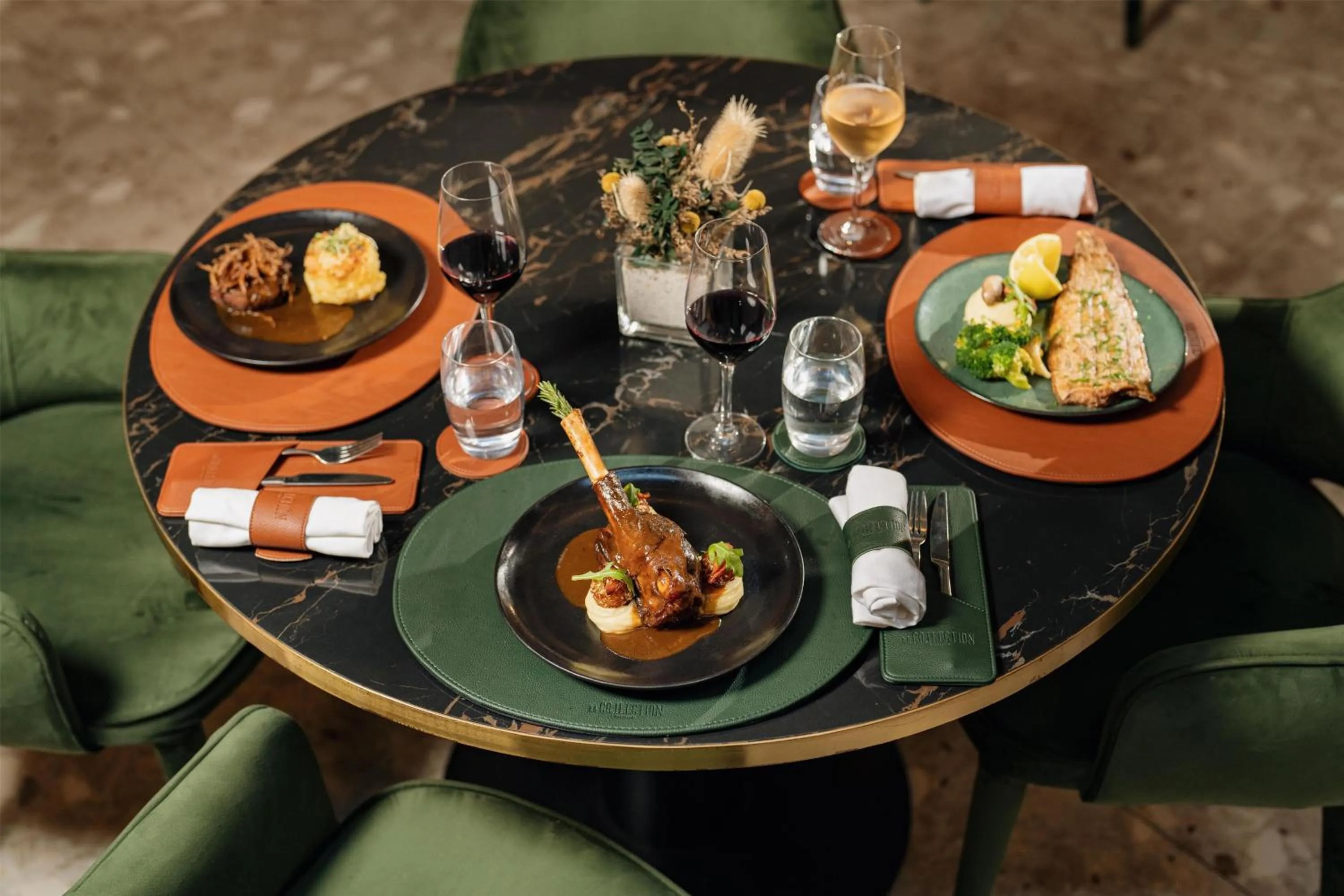 Restaurant/places to eat in Radisson Blu Hotel Casablanca City Center