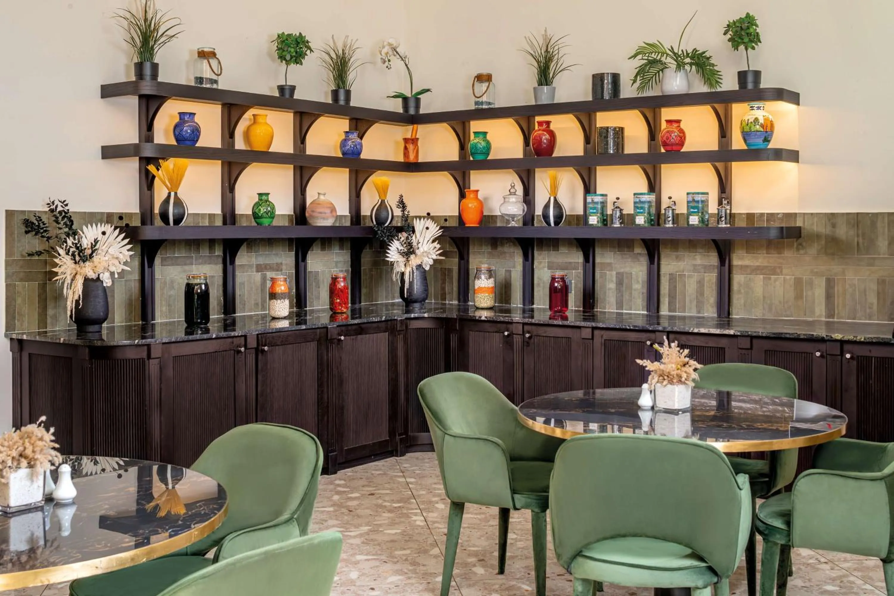 Restaurant/places to eat in Radisson Blu Hotel Casablanca City Center