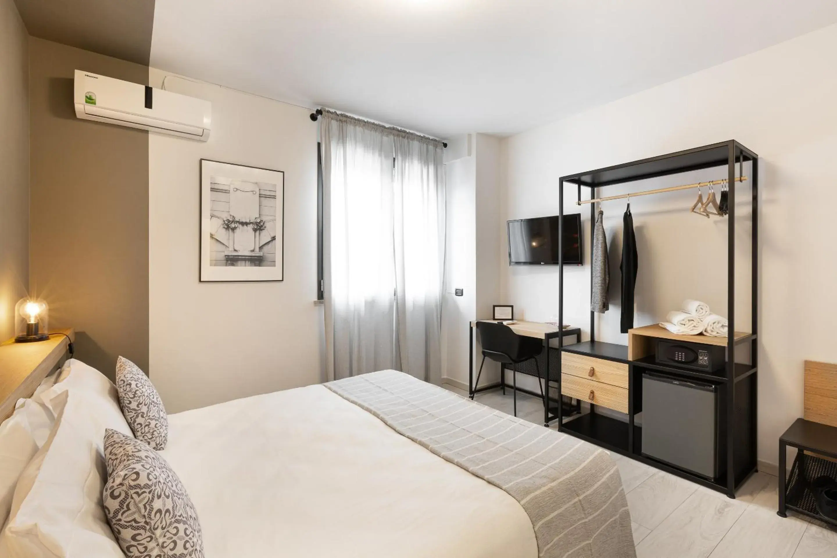 Double or Twin Room in Attico43 B&B Double or Twin Room in Attico43 B&B