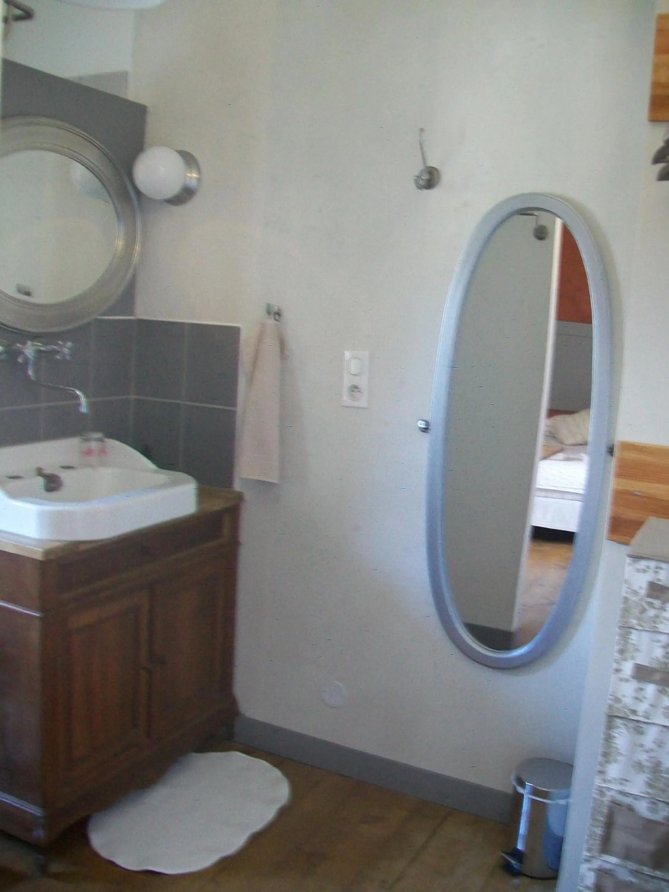 Bathroom in La Grange des Griottiers