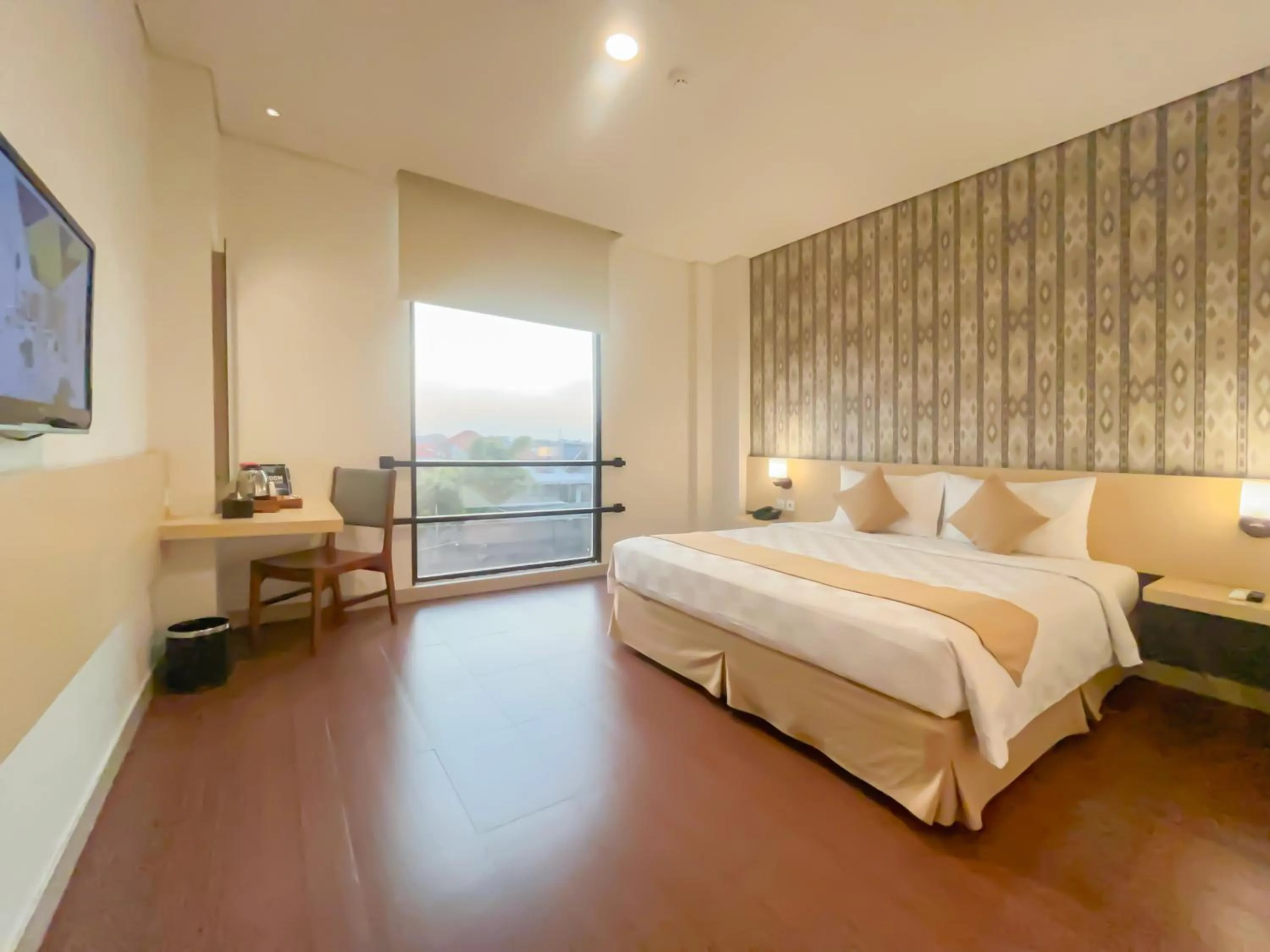 Bedroom, Bed in Hotel 88 Embong Malang Tunjungan Surabaya by WH - Breakfast with The Best View on The Highest Floor and Strategic Location in The City Center