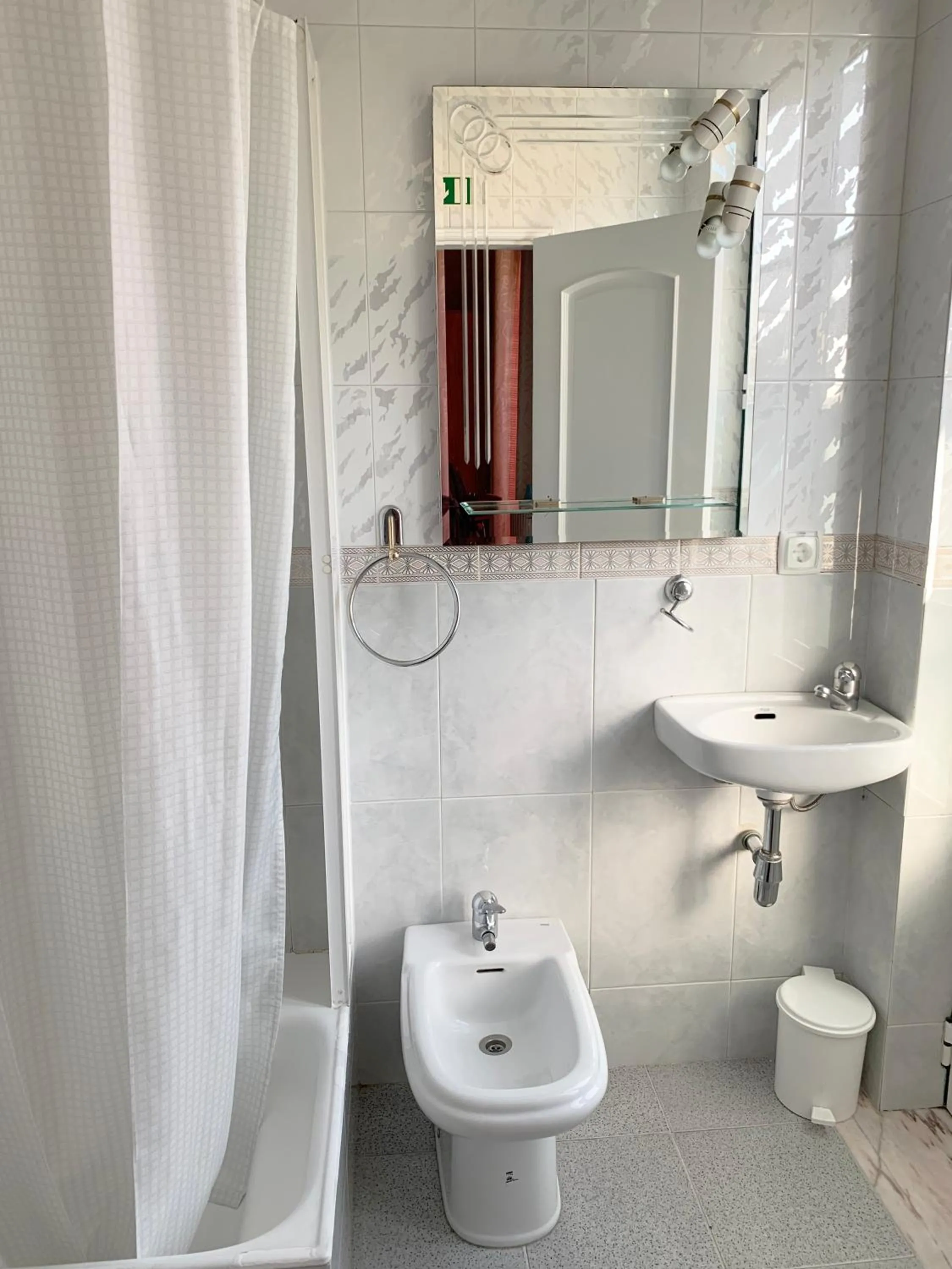 Bathroom in Safira