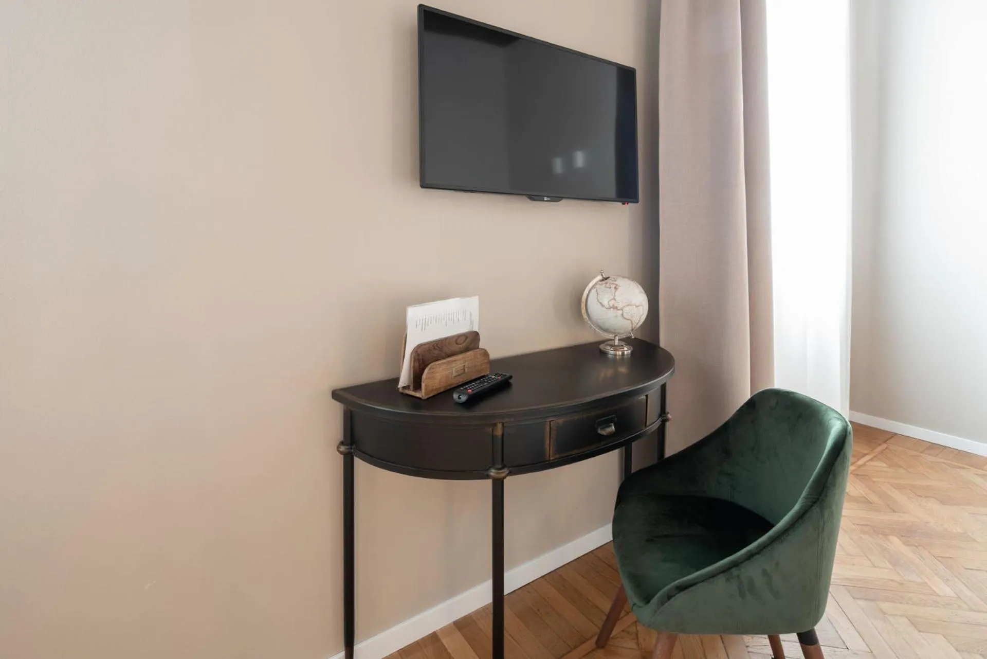 TV and multimedia in Hotel Palazzo Martinelli Dolfin