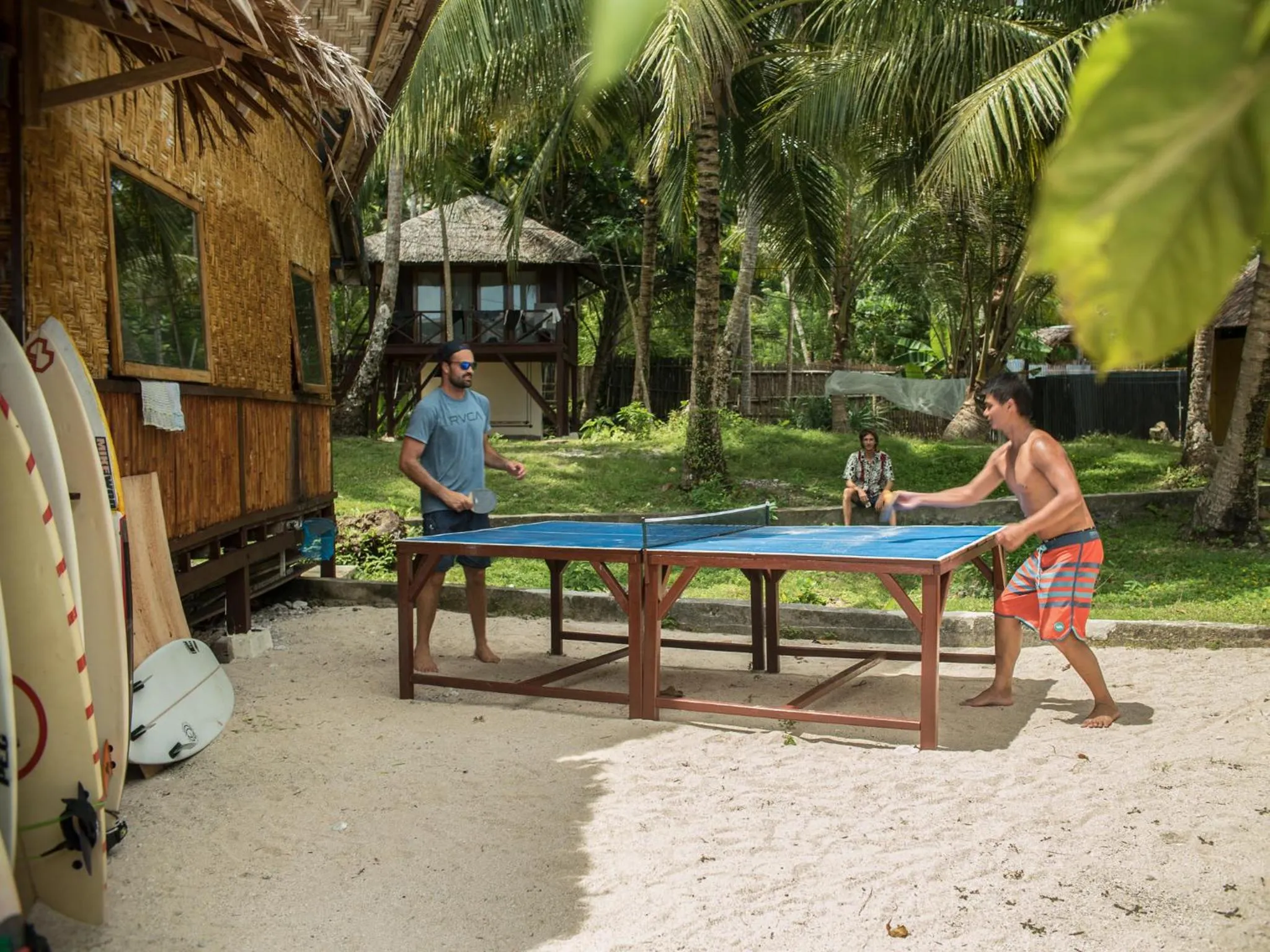 Table tennis in Simeulue Surflodges