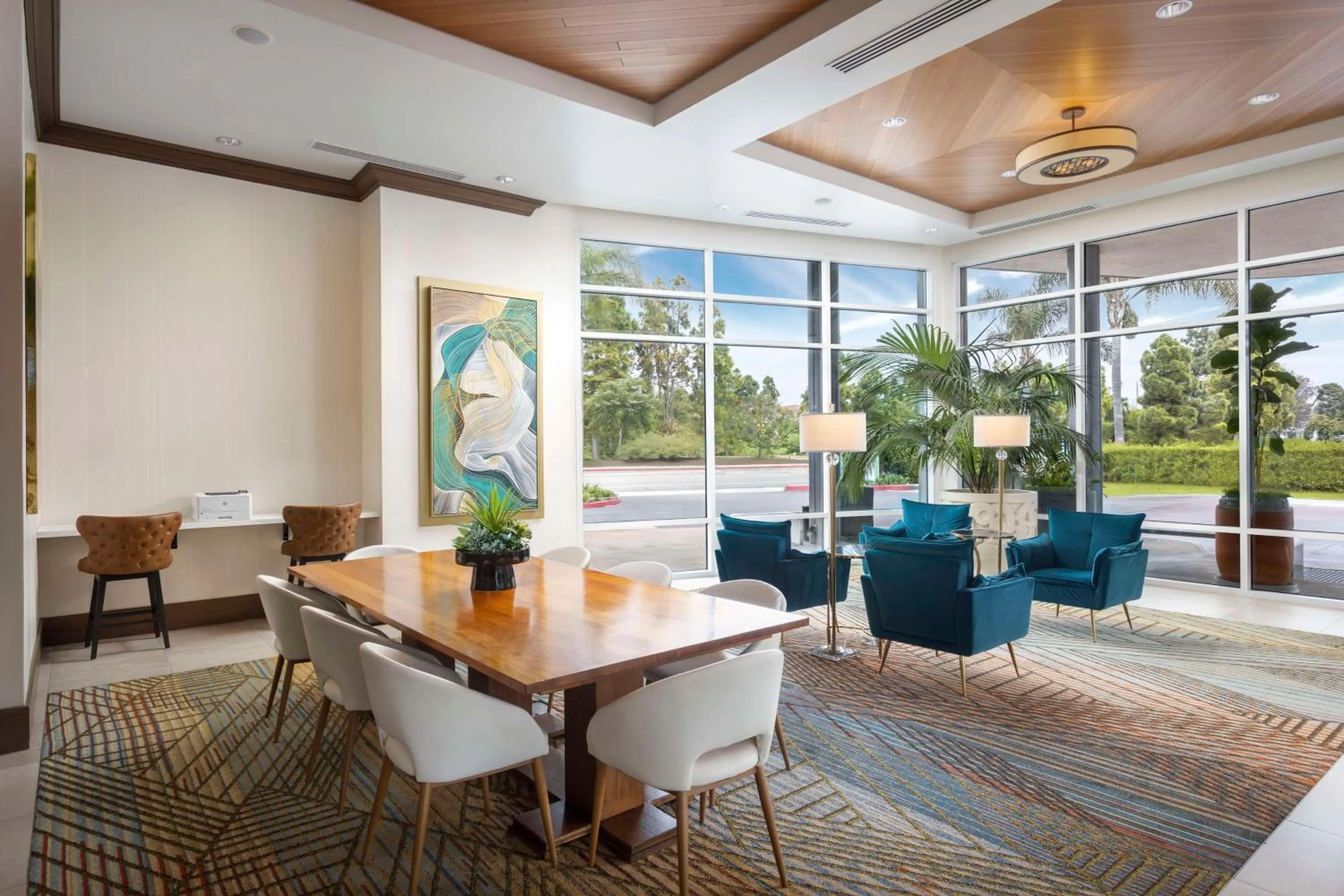 Lobby or reception in DoubleTree by Hilton San Diego Bayside