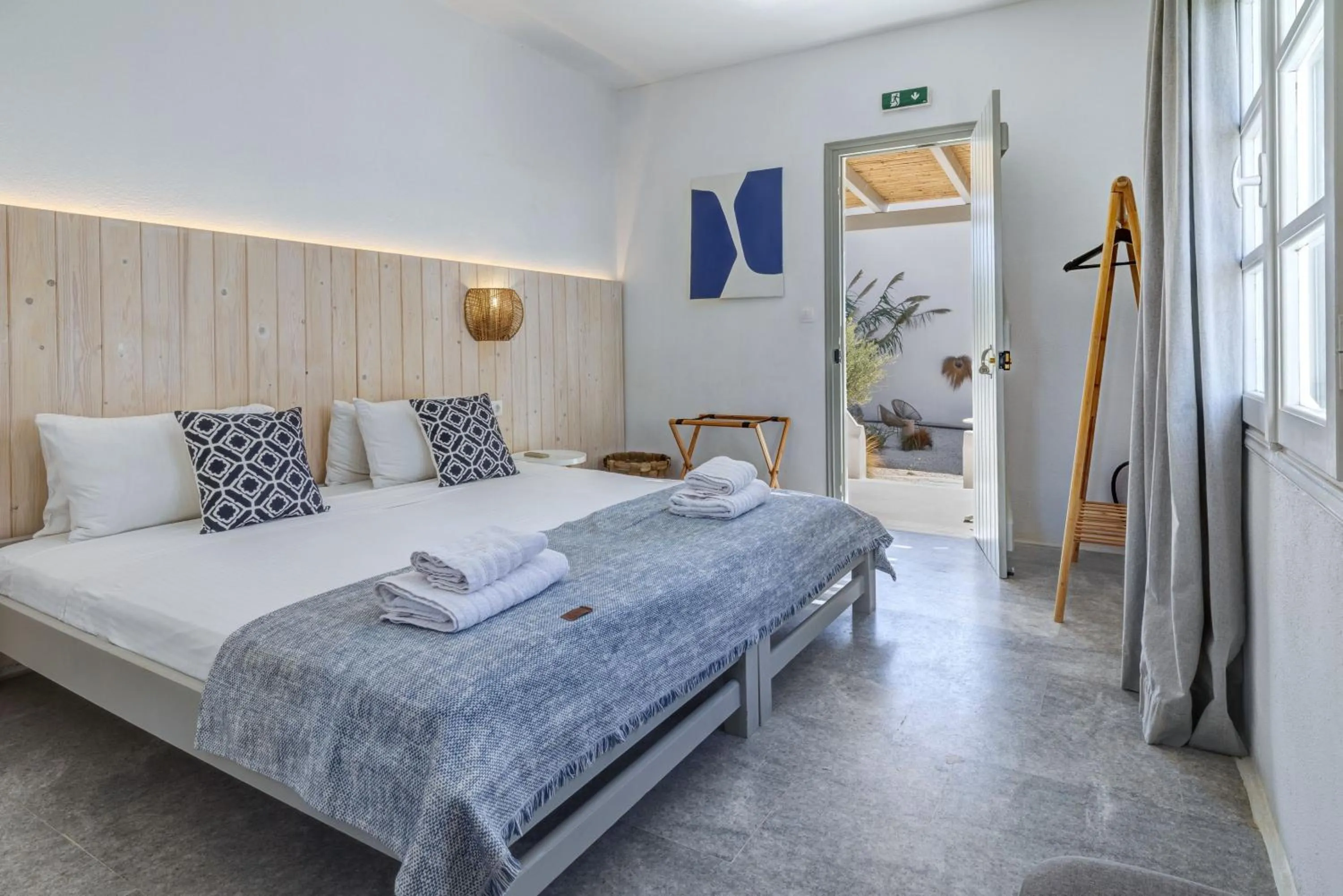 Bed in Thalassa Naxos