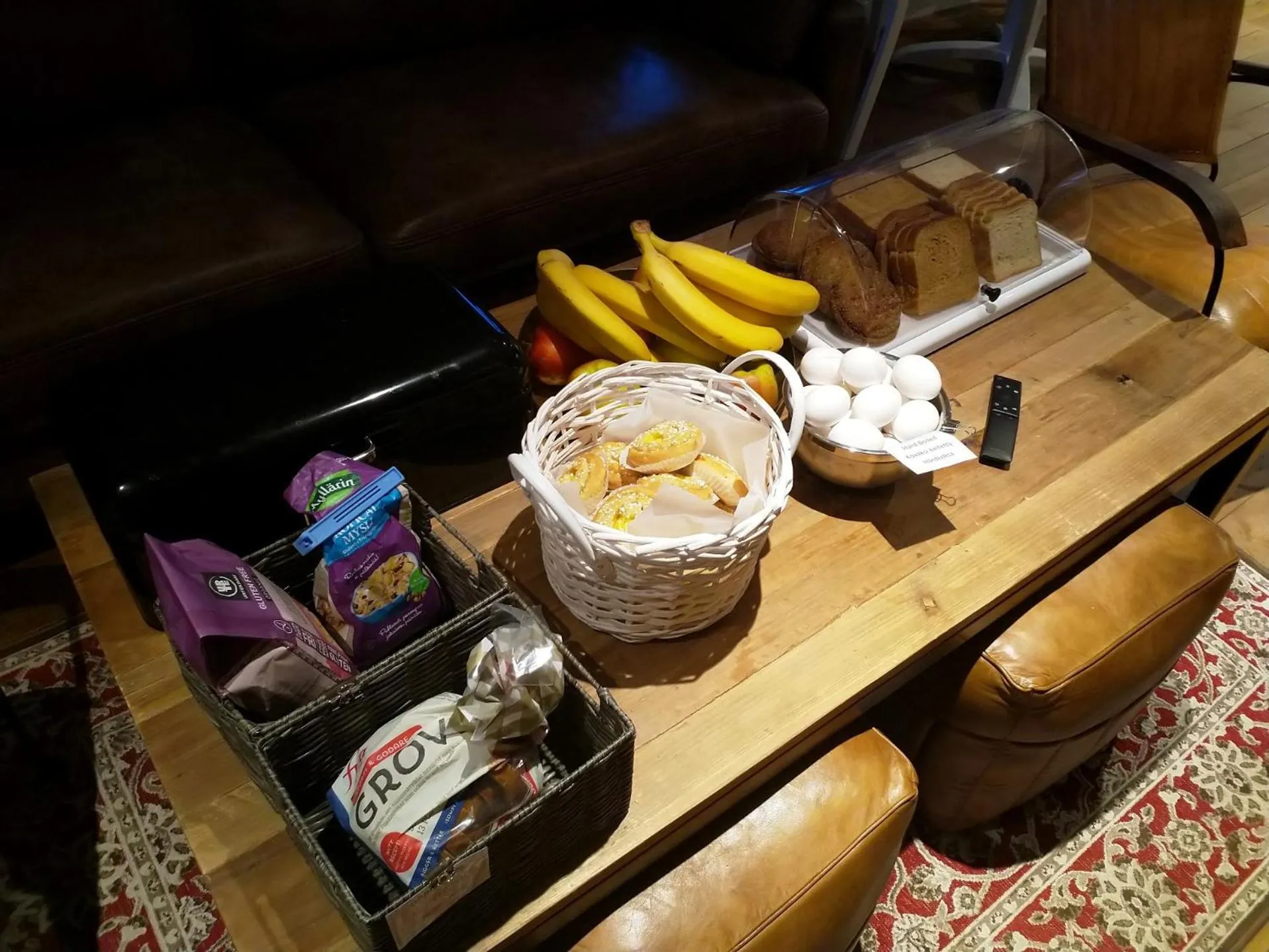 Breakfast in AinaBnb - Residence Kappsäcken