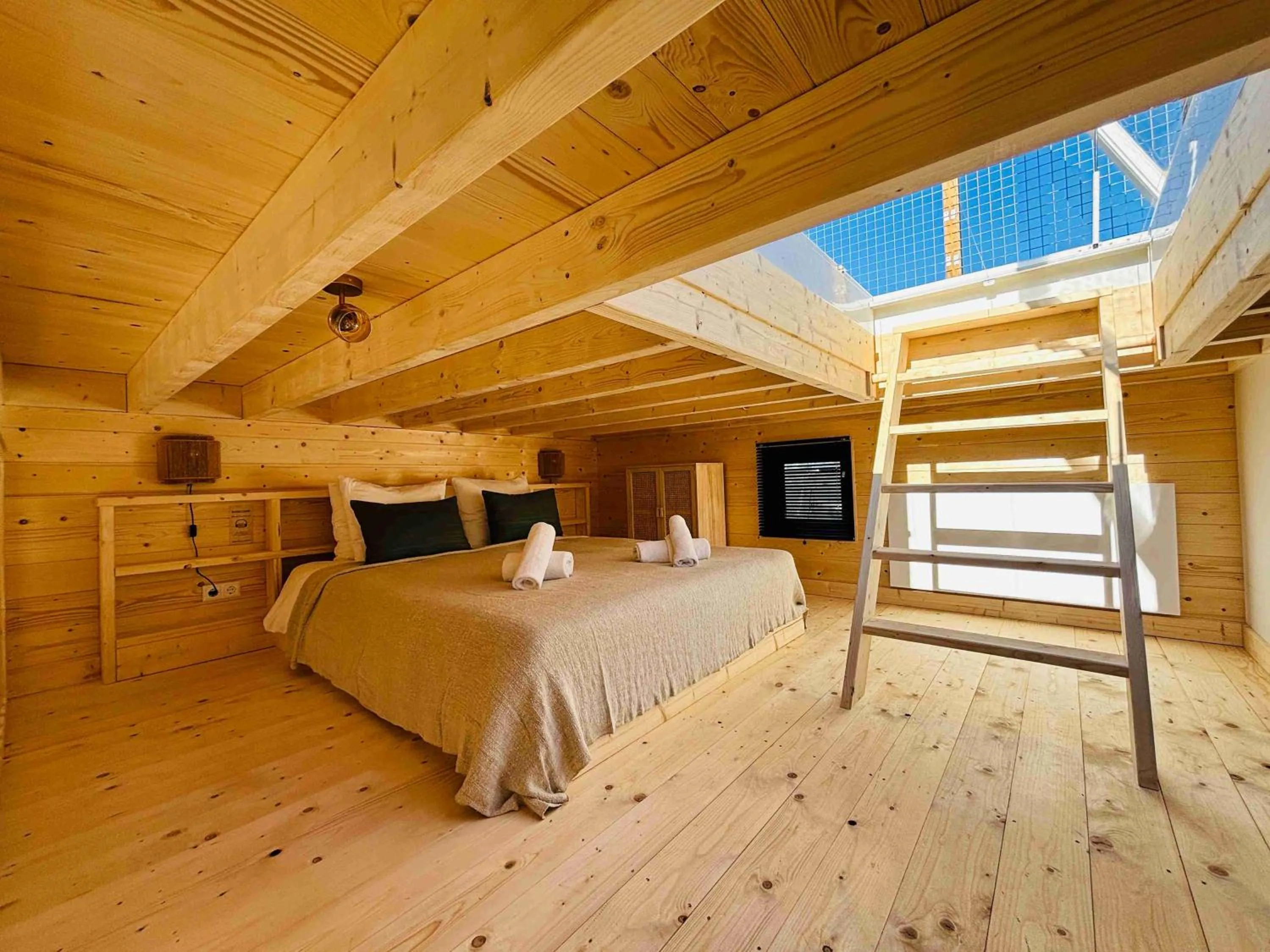 Bed in Basecamp Amsterdam