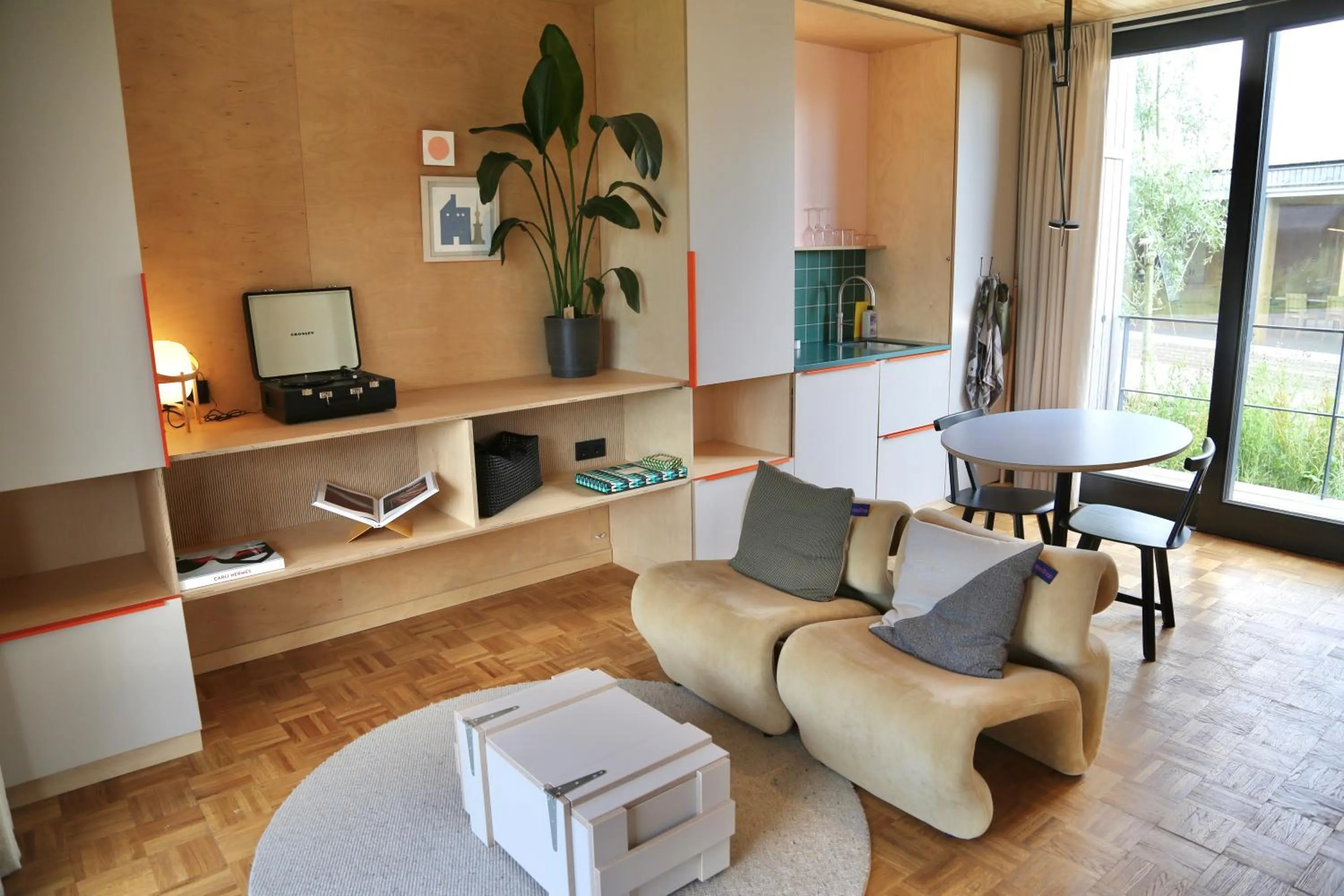 Living room in Basecamp Amsterdam