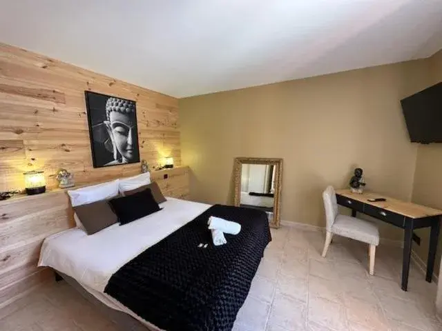 Deluxe Double Room in Bastide Saint-Thomé Deluxe Double Room in Bastide Saint-Thomé