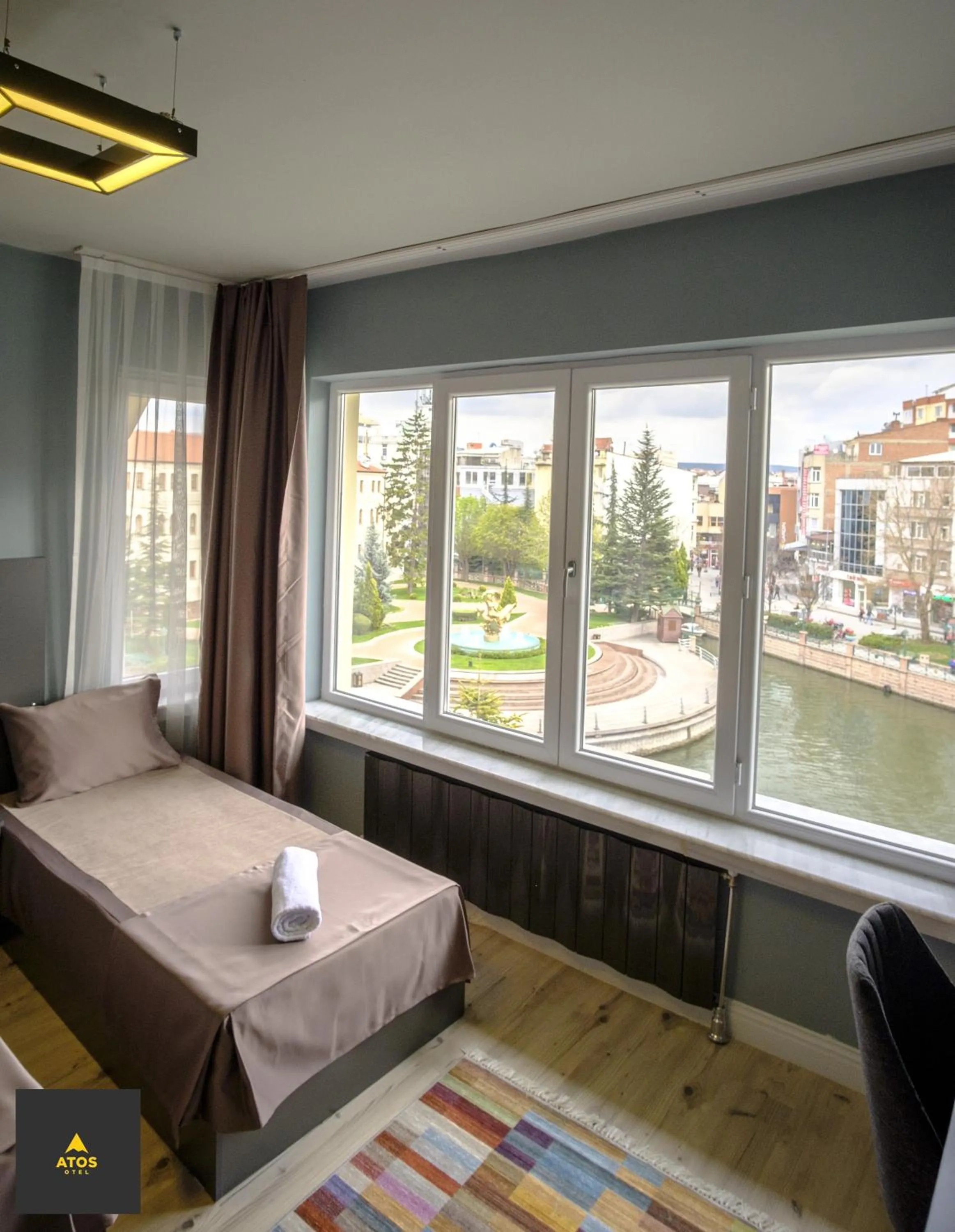 Photo of the whole room, Bed in Atos Otel