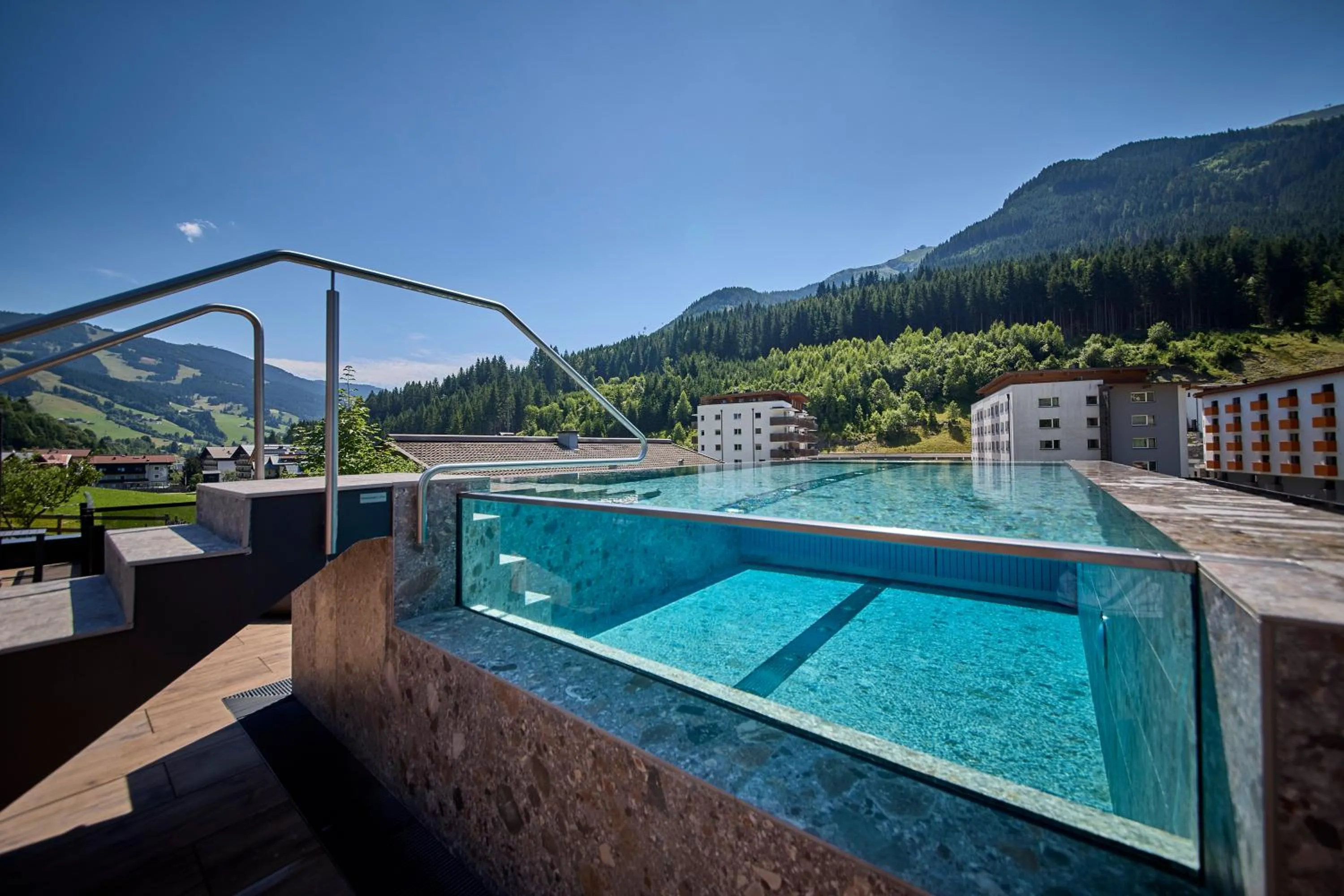 The Poolhouse Boutique Lodge