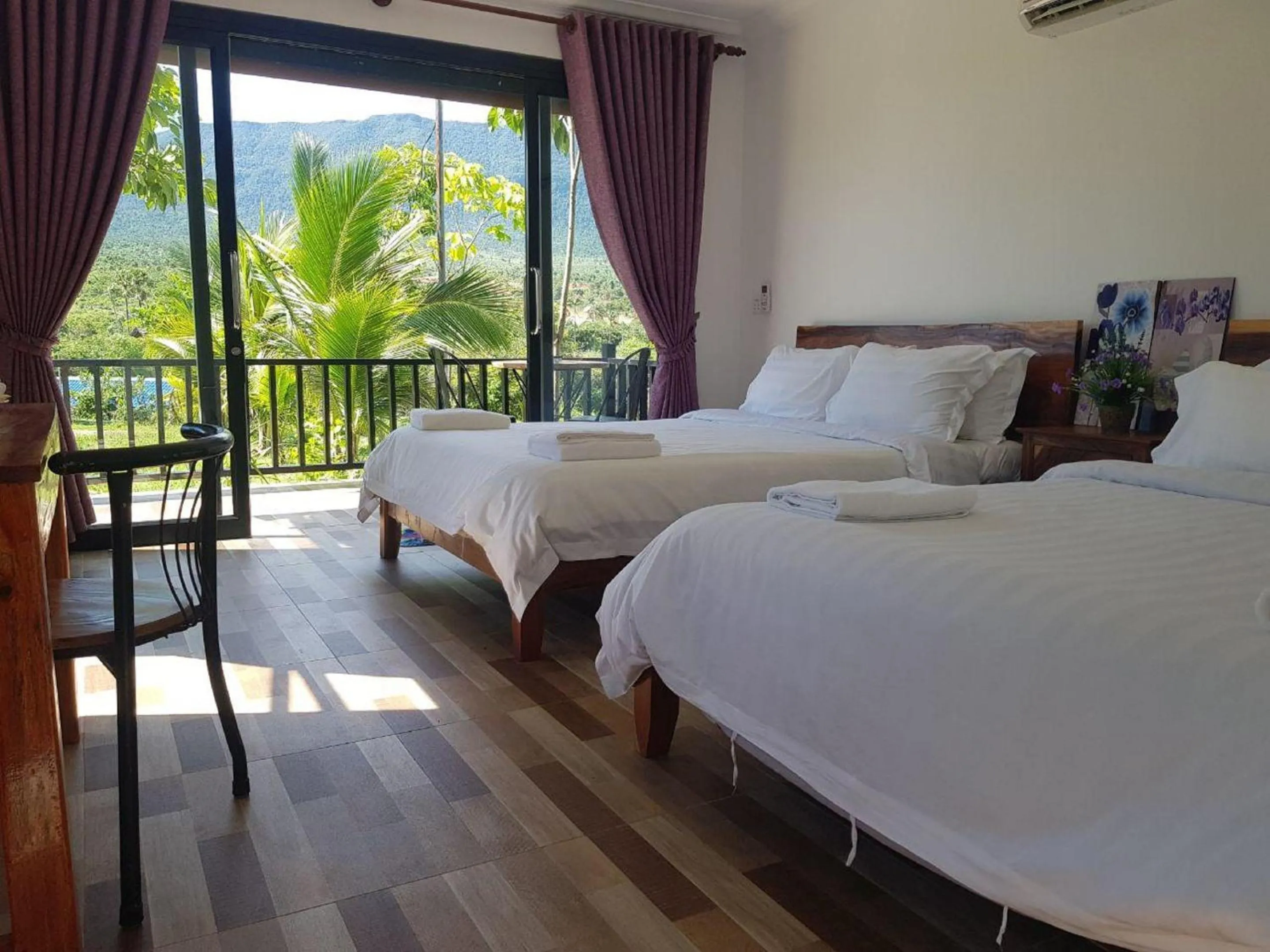 Photo of the whole room, Bed in Prek Kdat Resort