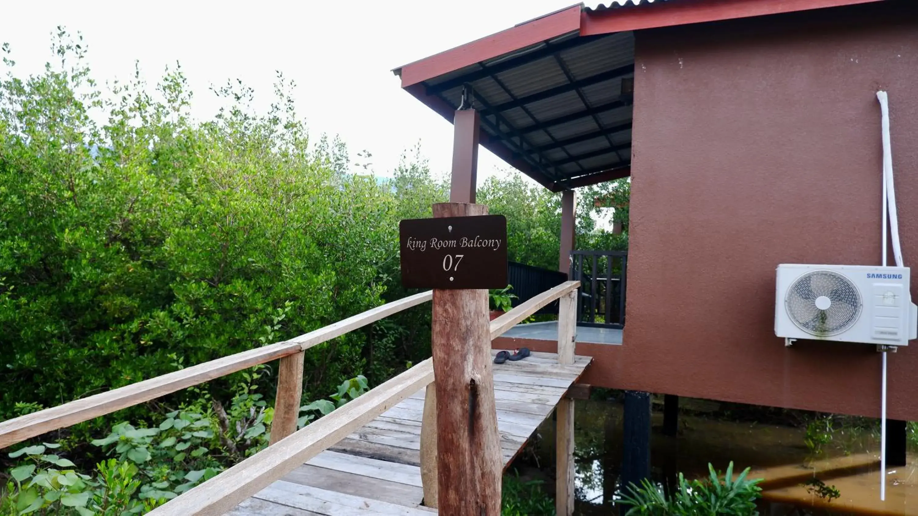 Twin Room with Balcony in Prek Kdat Resort Twin Room with Balcony in Prek Kdat Resort