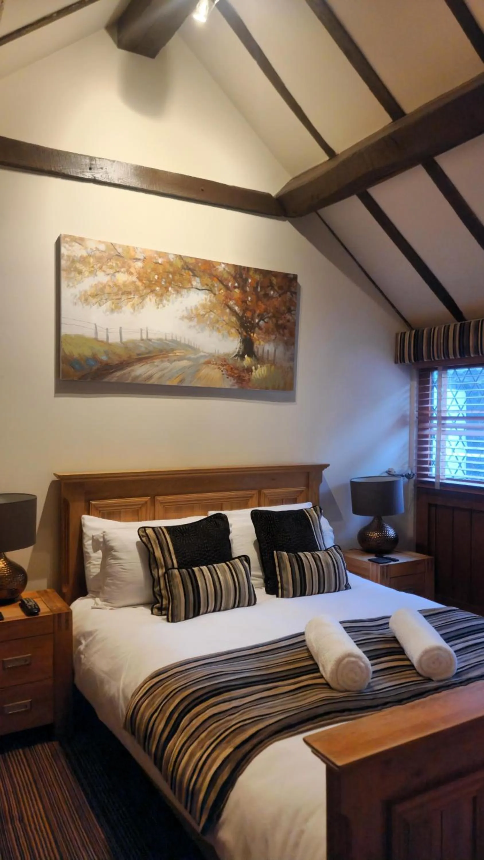 Bed in The Punch Bowl Inn