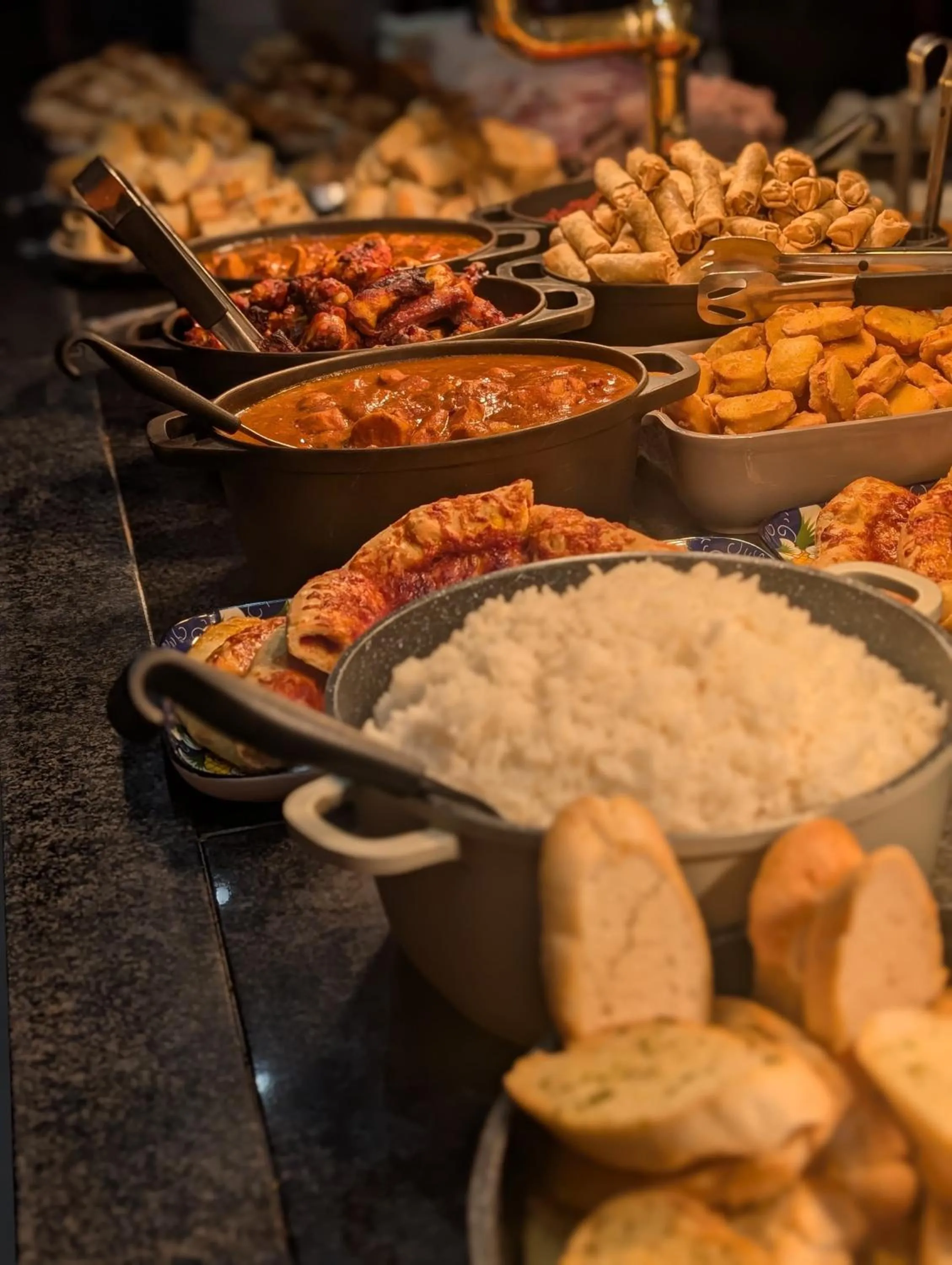 Restaurant/places to eat in The Punch Bowl Inn