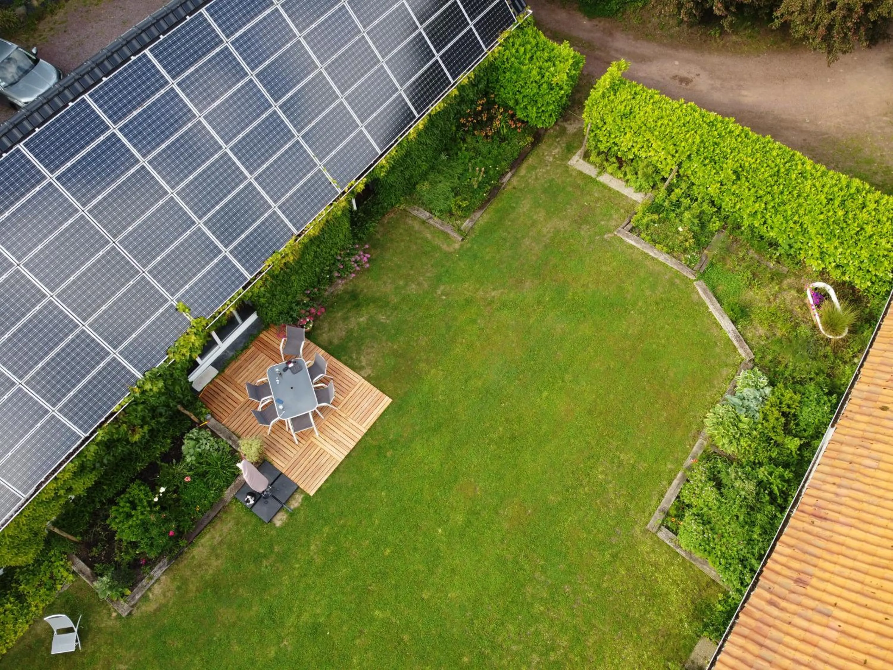 Garden view in La Flandre entre plaine, mer et marais