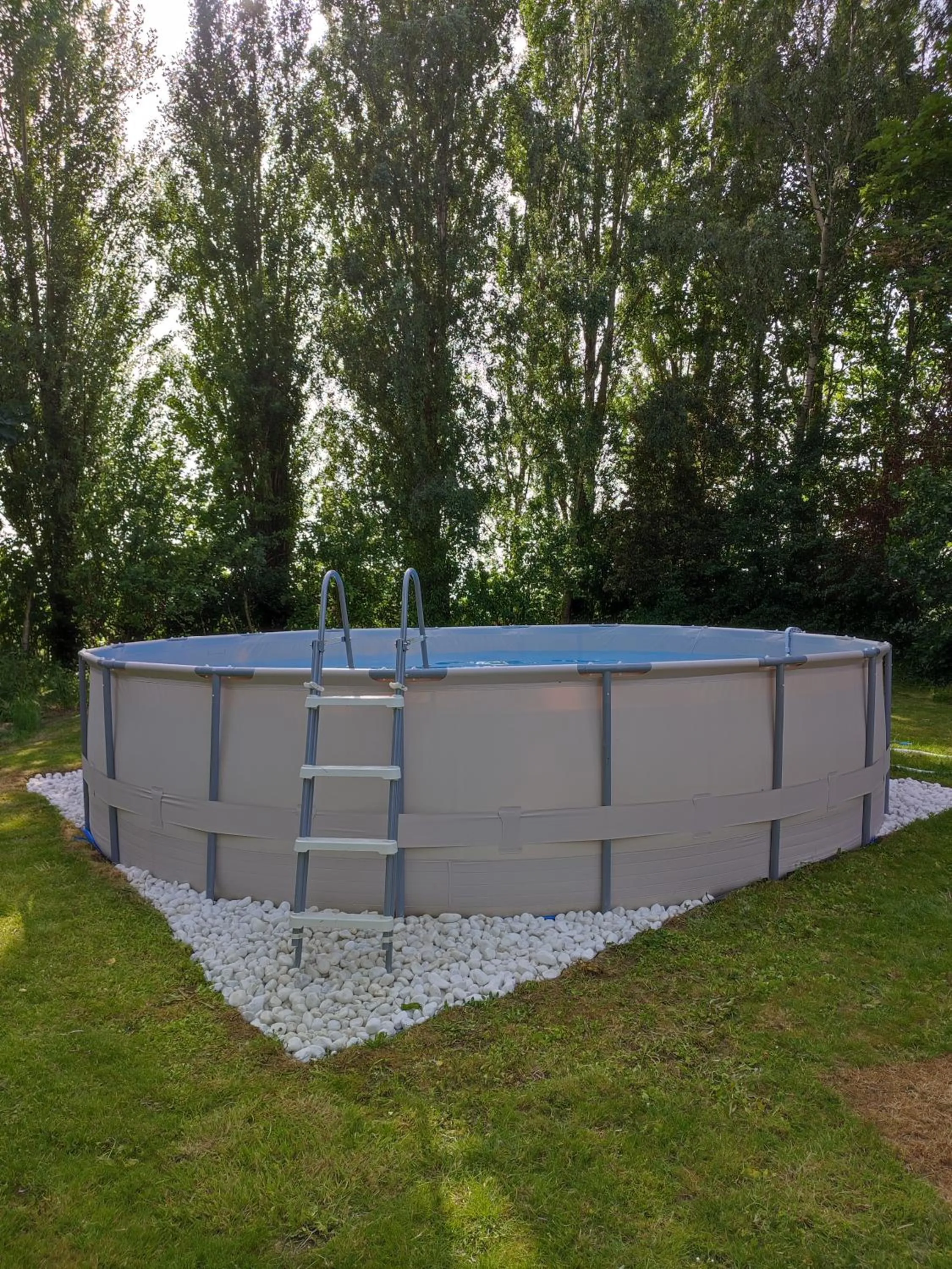 Swimming pool in La Flandre entre plaine, mer et marais