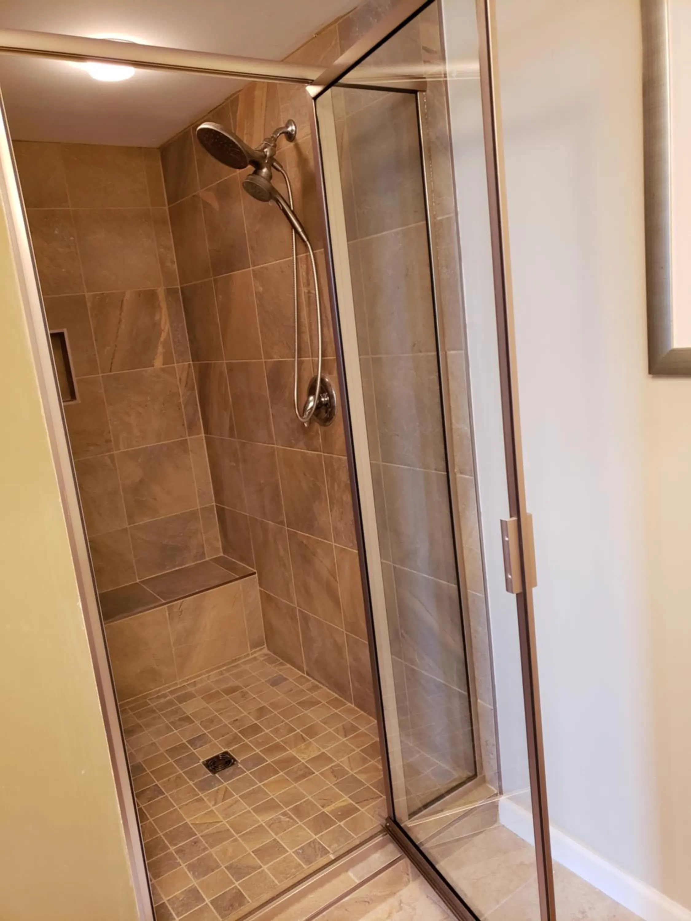 Shower in 1215 A Slice of Heaven - Destin! Pool View!