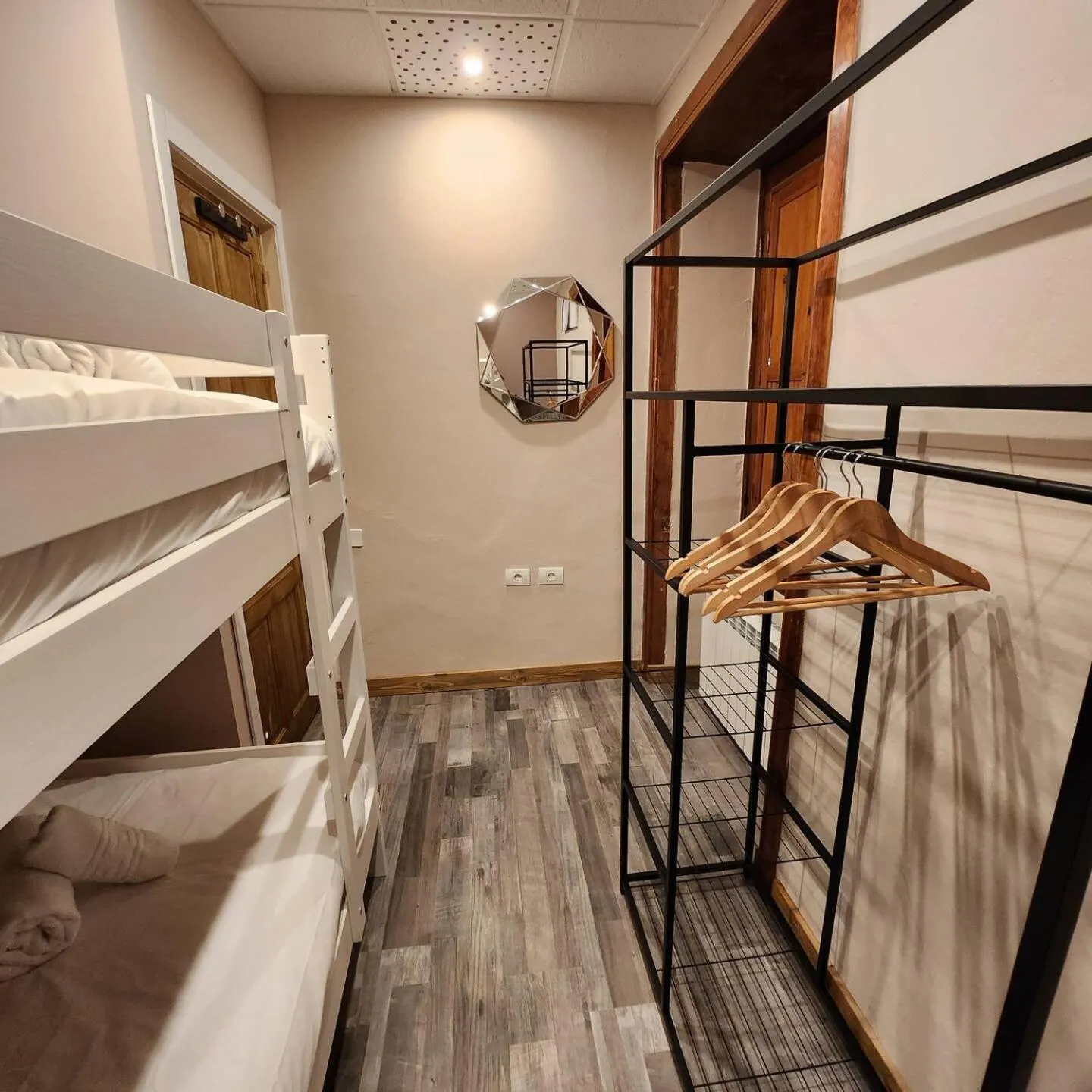 Bed in Ziggy's Mountain Retreat