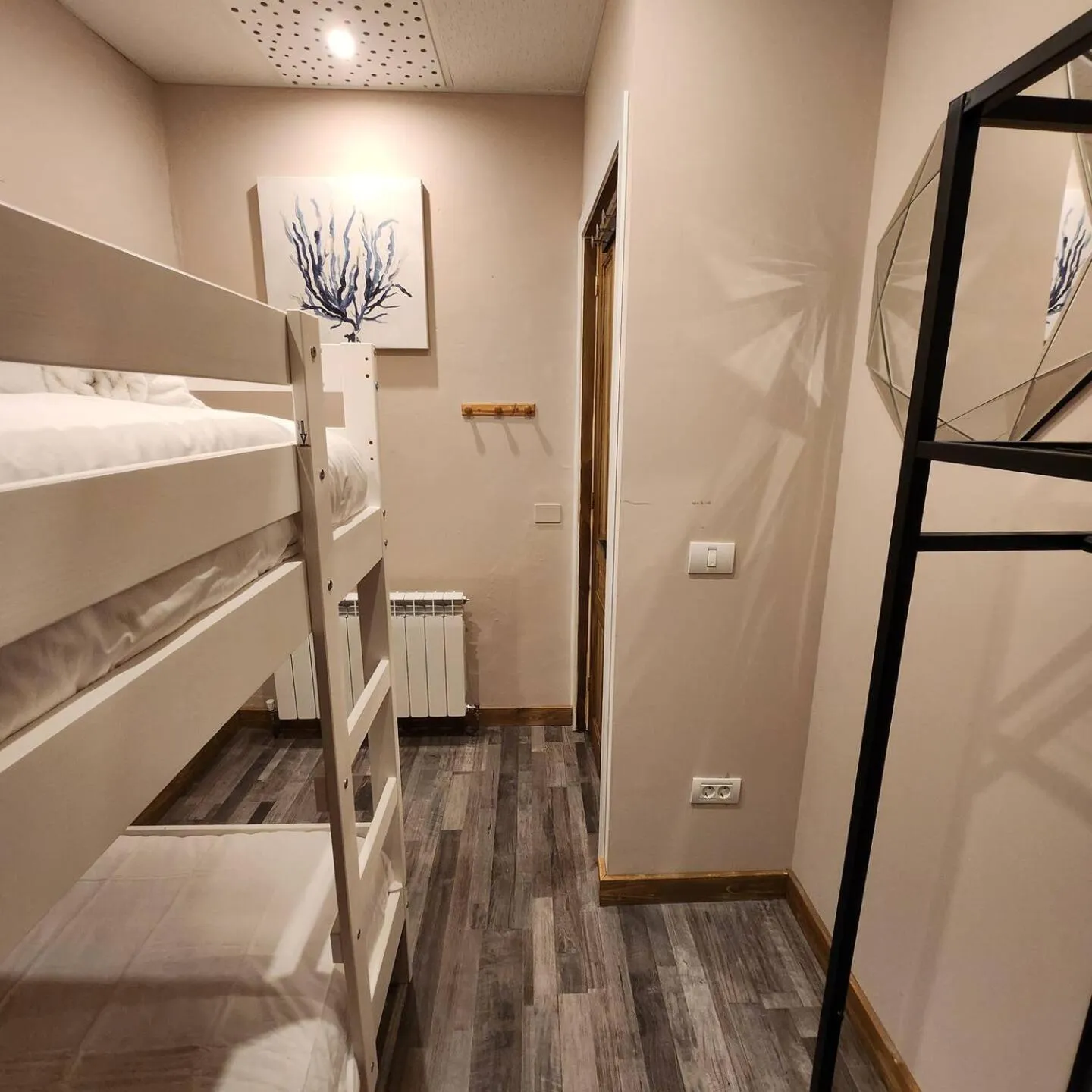 Bed in Ziggy's Mountain Retreat