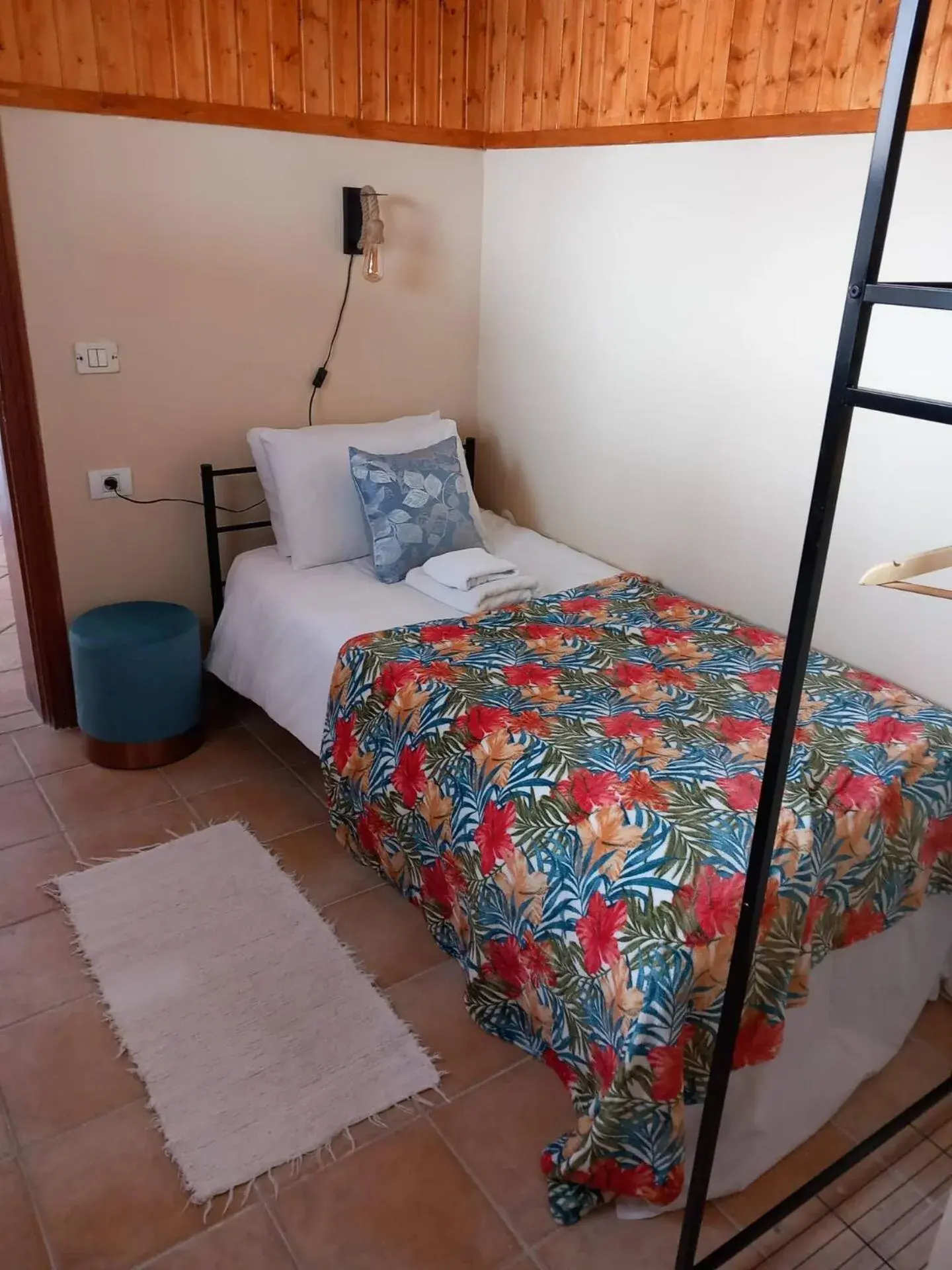 Single Room with Bathroom - single occupancy in Ziggy's Mountain Retreat Single Room with Bathroom - single occupancy in Ziggy's Mountain Retreat