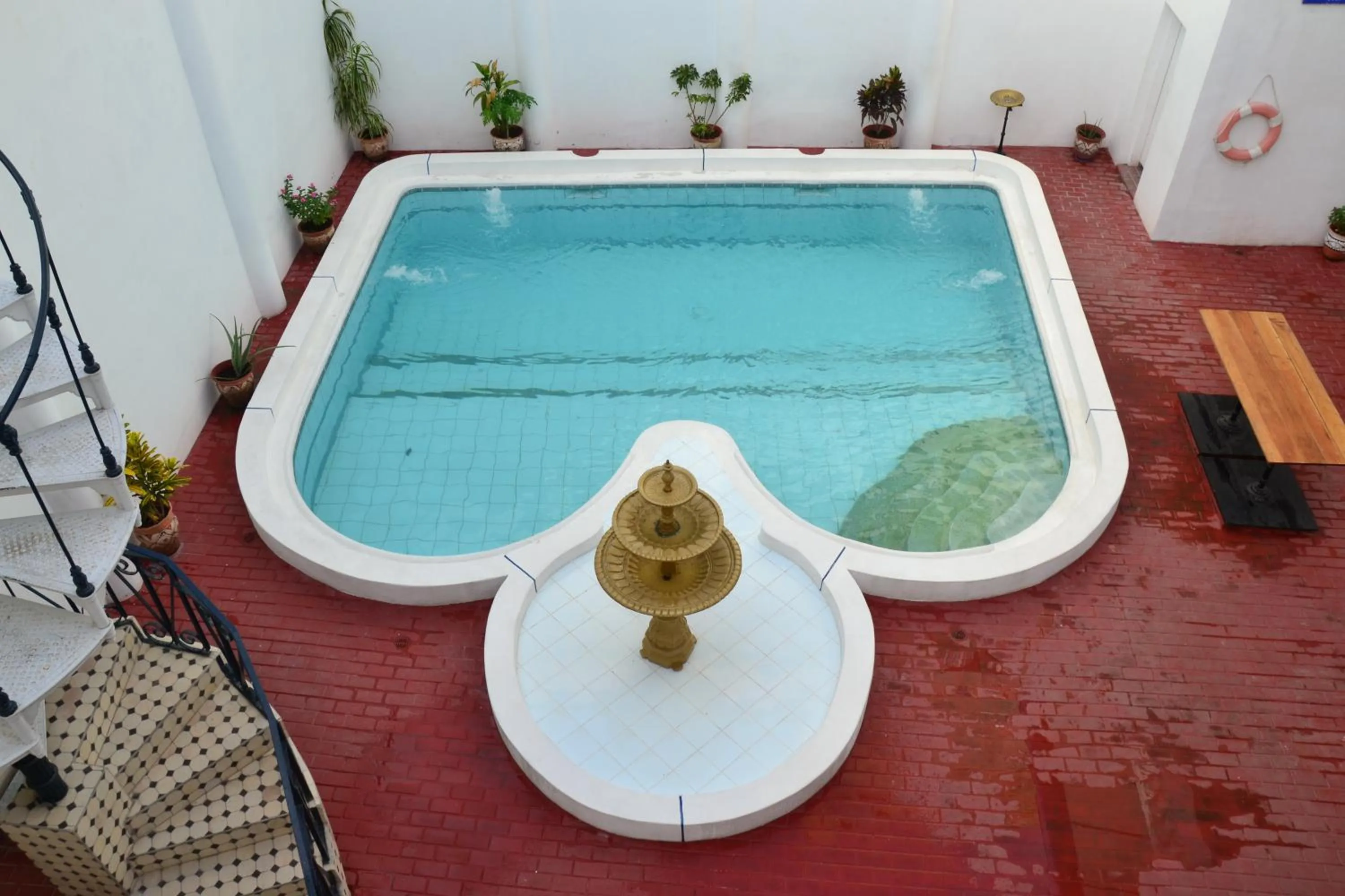 Swimming pool in Casa Morey