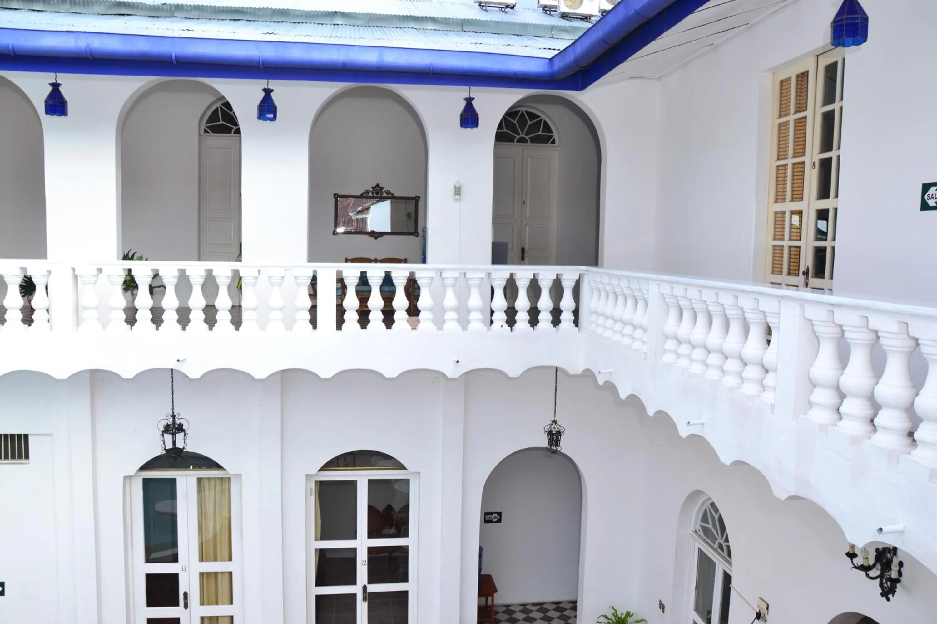 Facade/entrance in Casa Morey