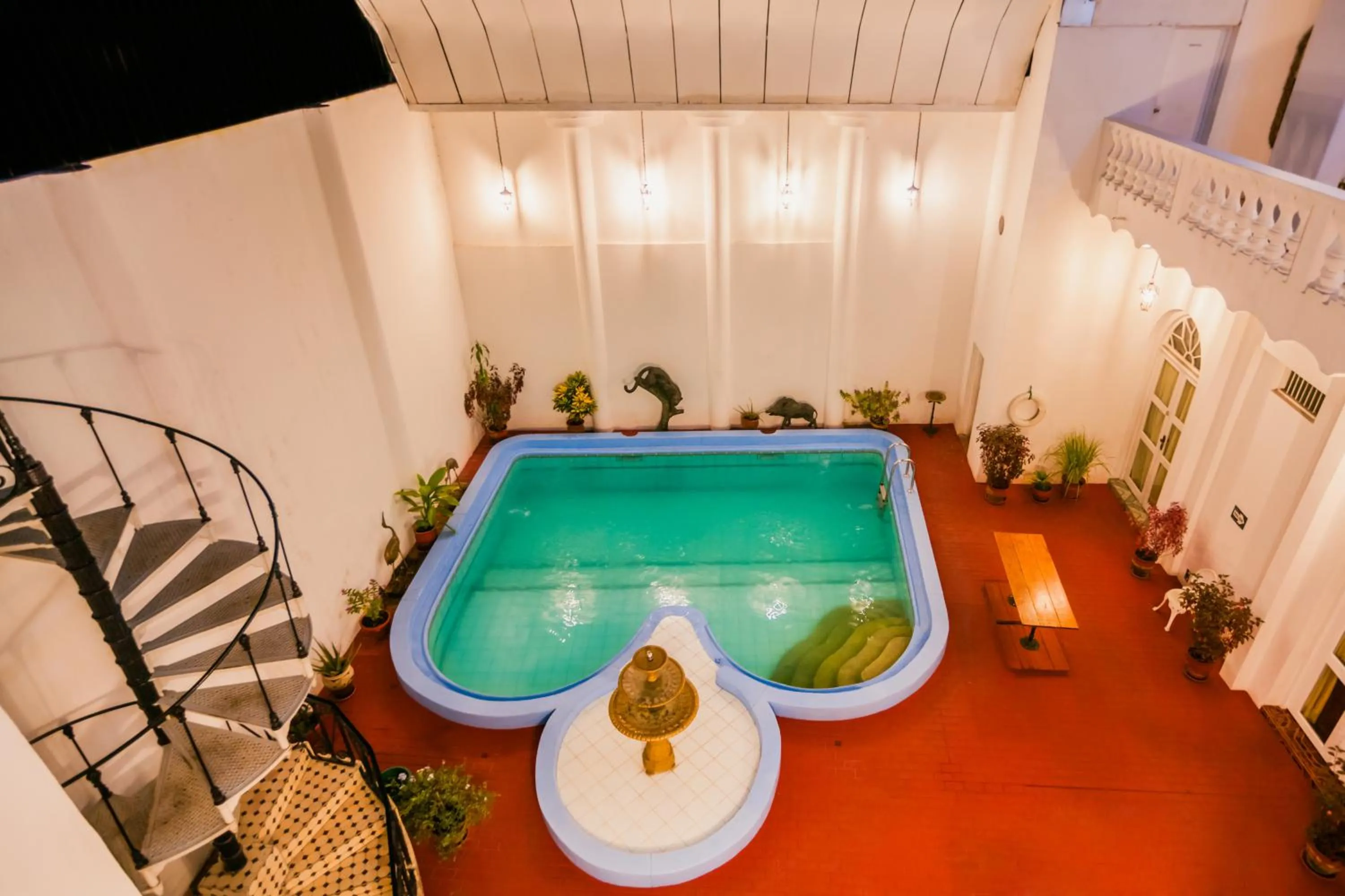 Swimming pool in Casa Morey