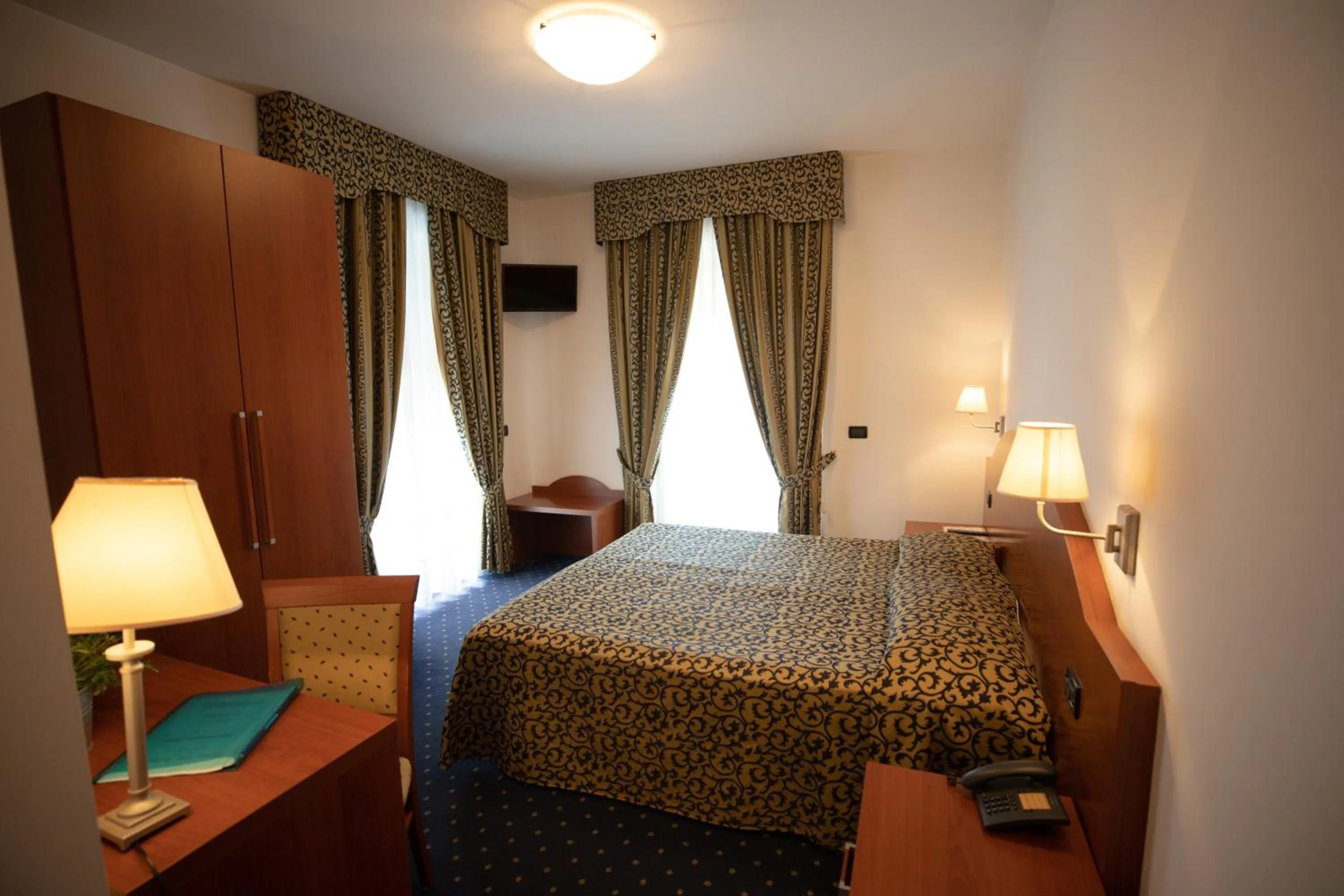 Bed in Hotel da Roberto