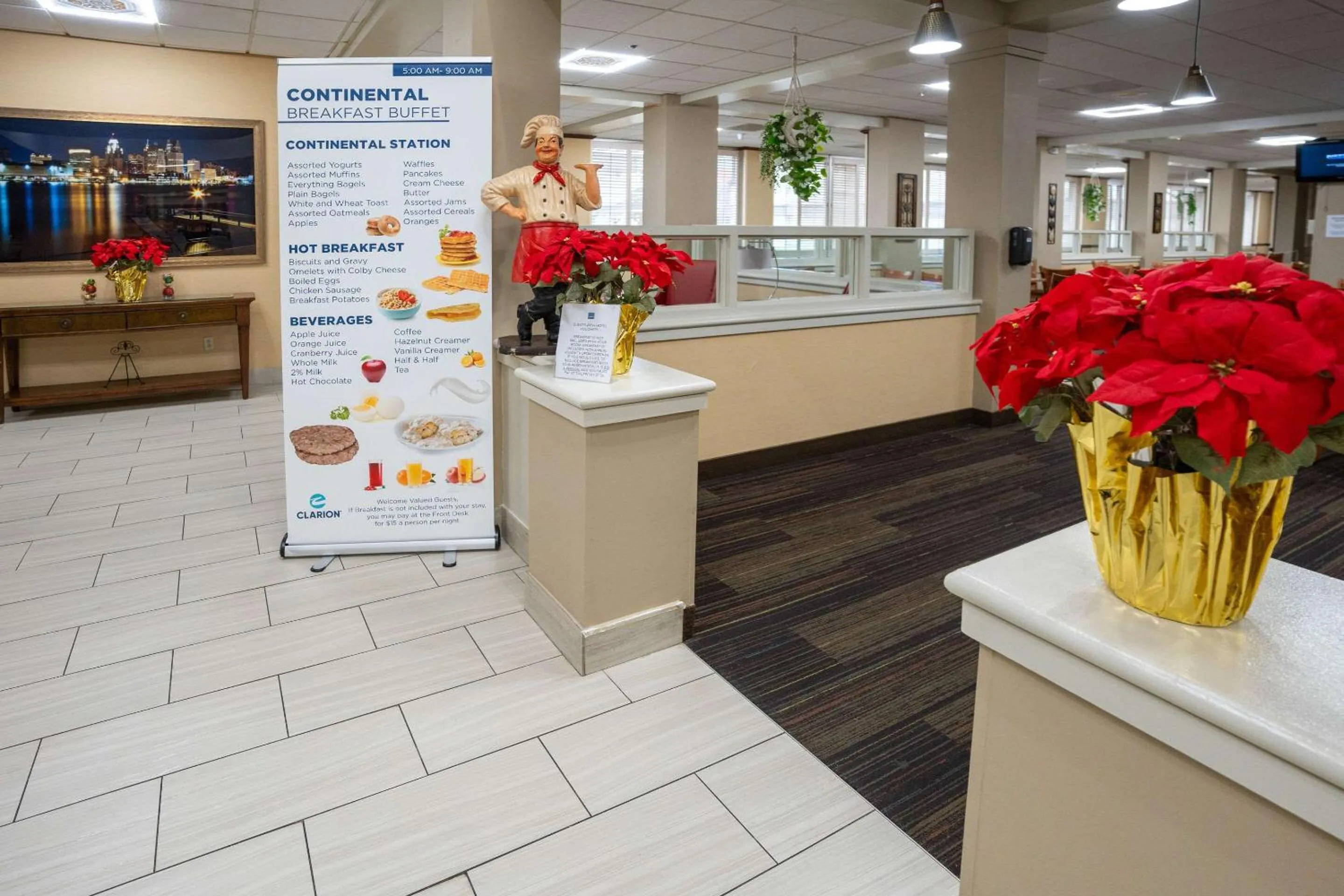 Breakfast in Clarion Hotel Detroit Metro Airport