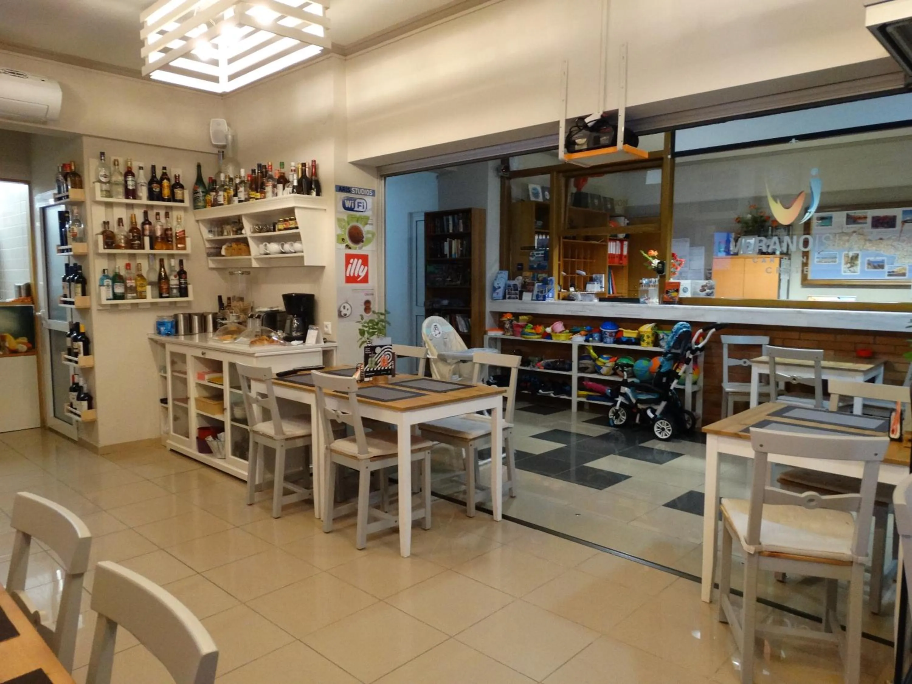 Property building in Aris Studios