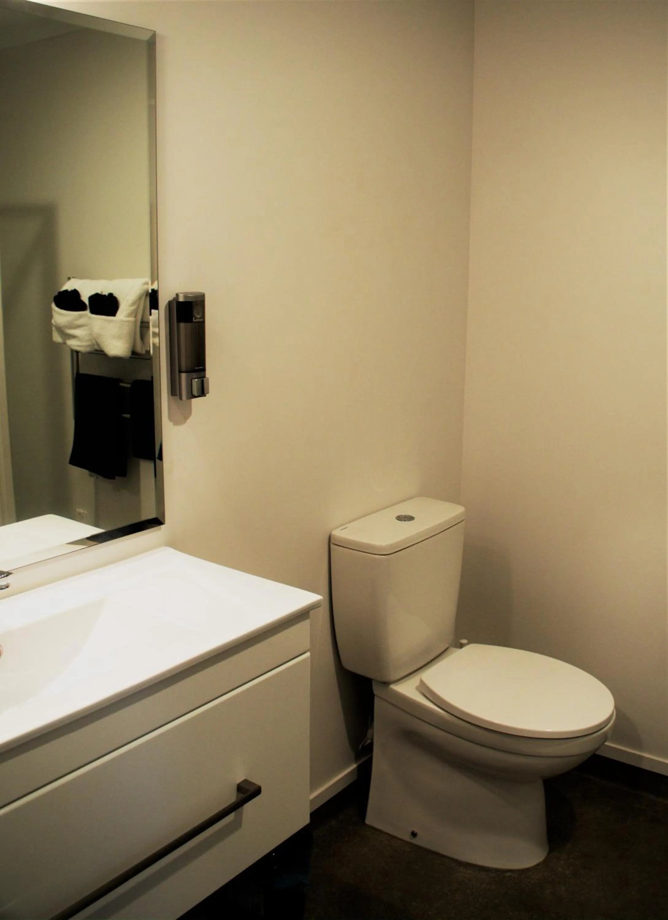 Bathroom in Bayside Motel Whitianga