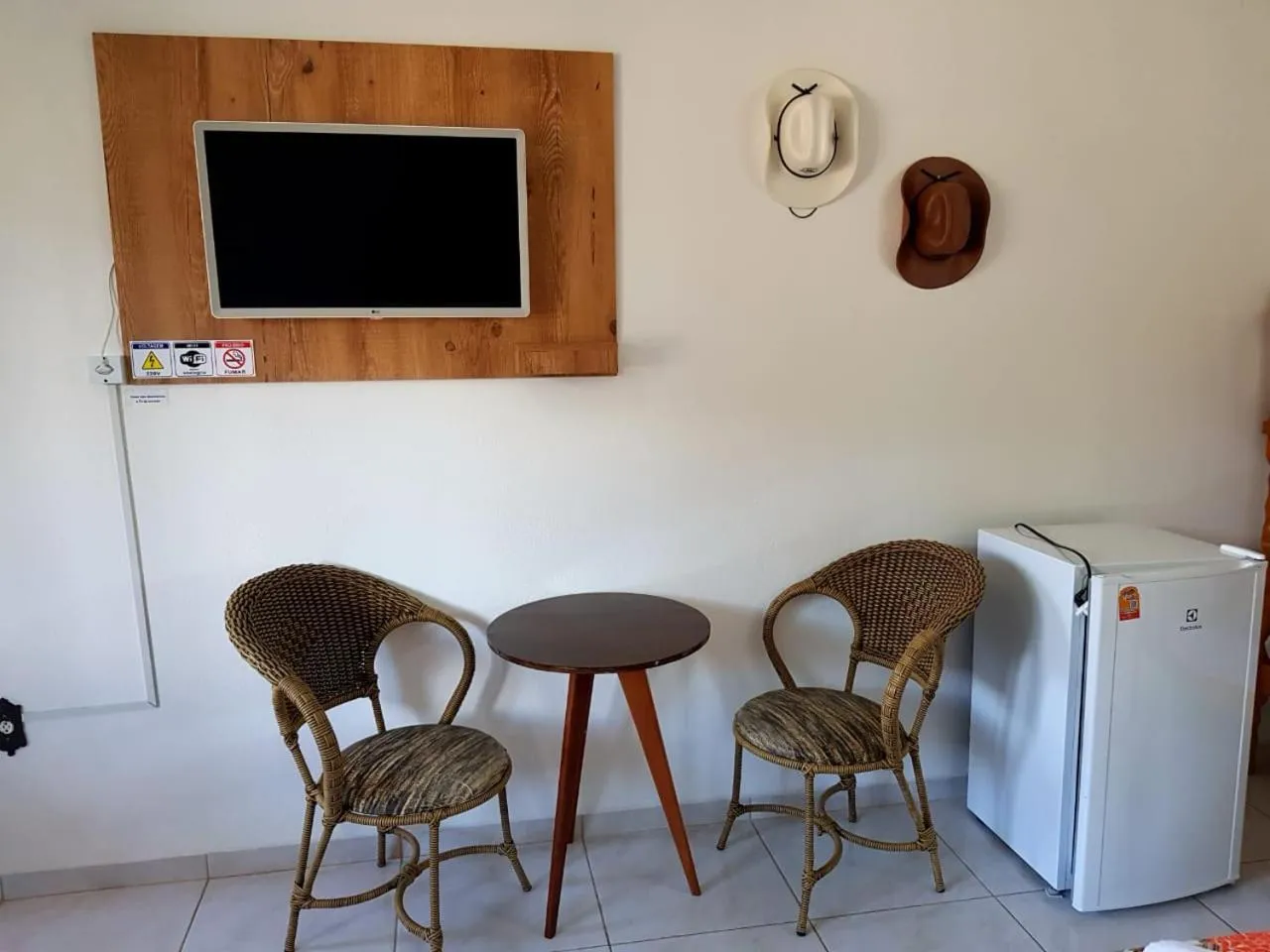 TV and multimedia in Pousada Alegria do Cowboy