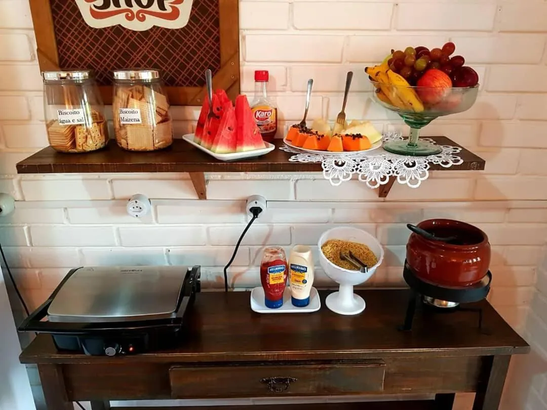 Food and drinks in Pousada Alegria do Cowboy