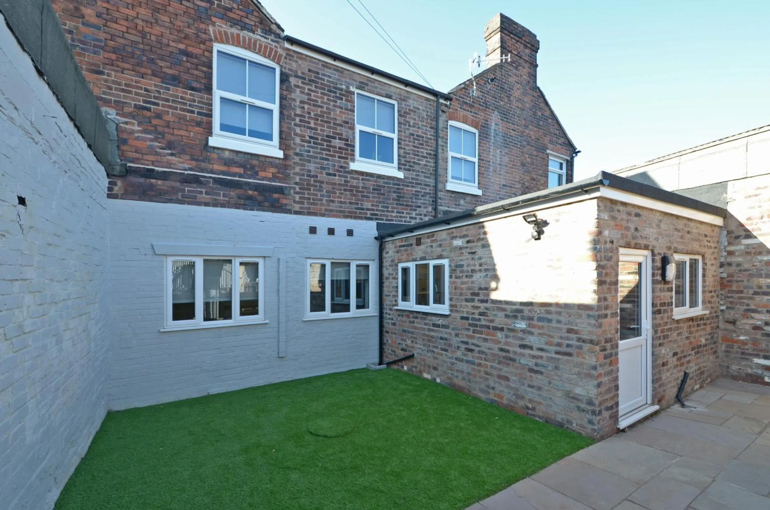 Property building in Townhouse PLUS @ London Road Stoke