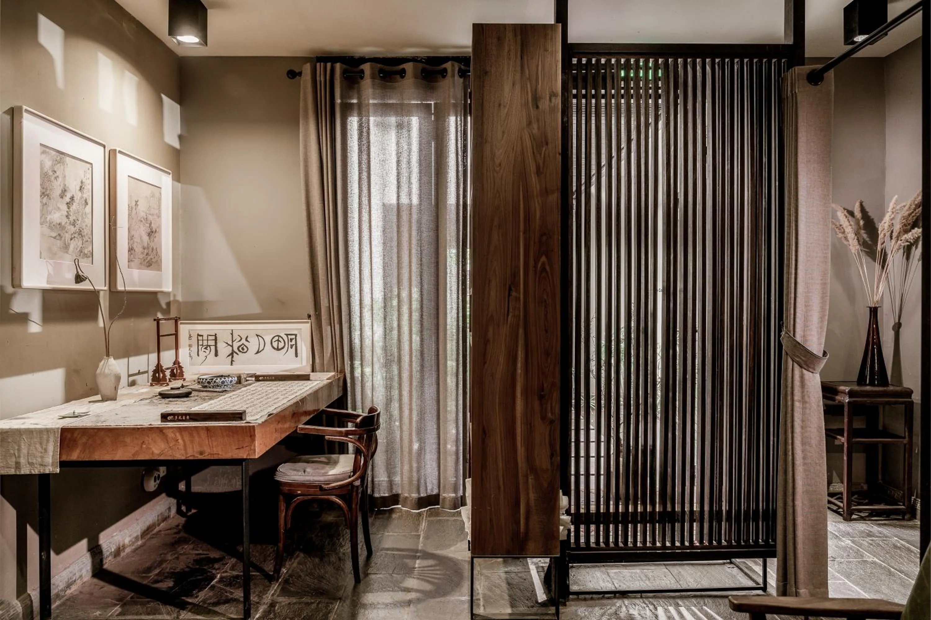 Communal lounge/ TV room in Yakamoz Haijie Hotel