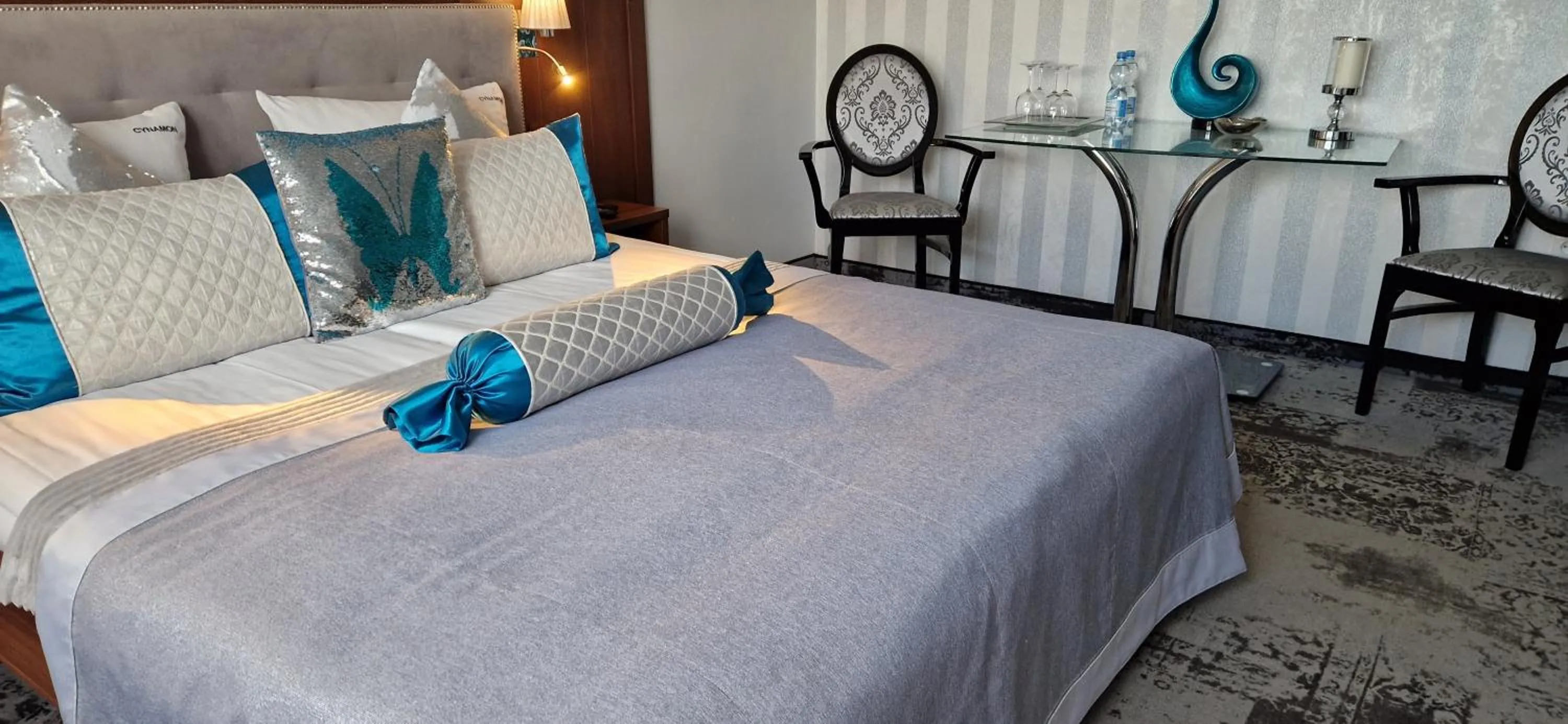 Superior Double Room - single occupancy in Cynamon