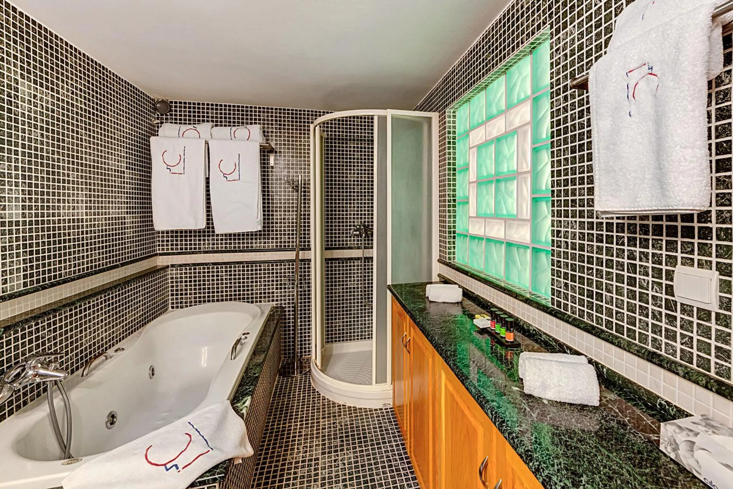 Bathroom in In Camera Art Boutique Hotel