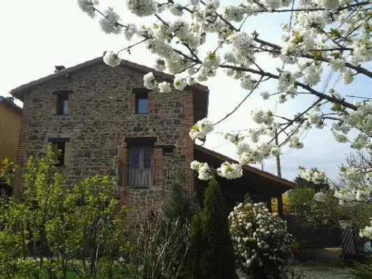 Facade/entrance in Le Clos du Merle