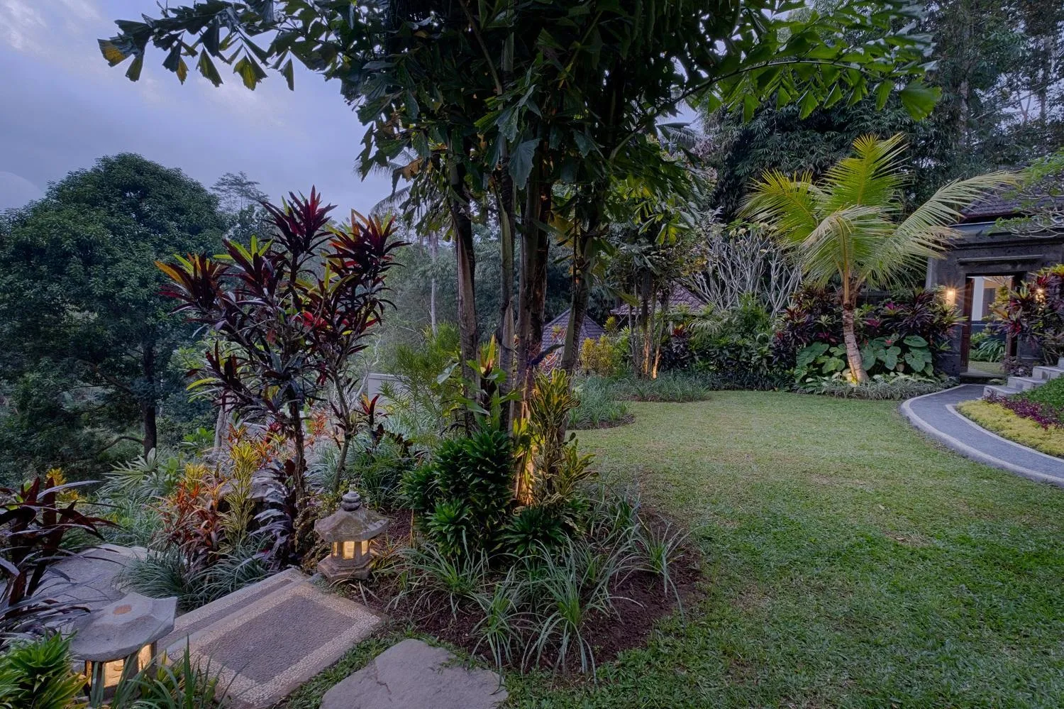 Garden in Kaja Villa