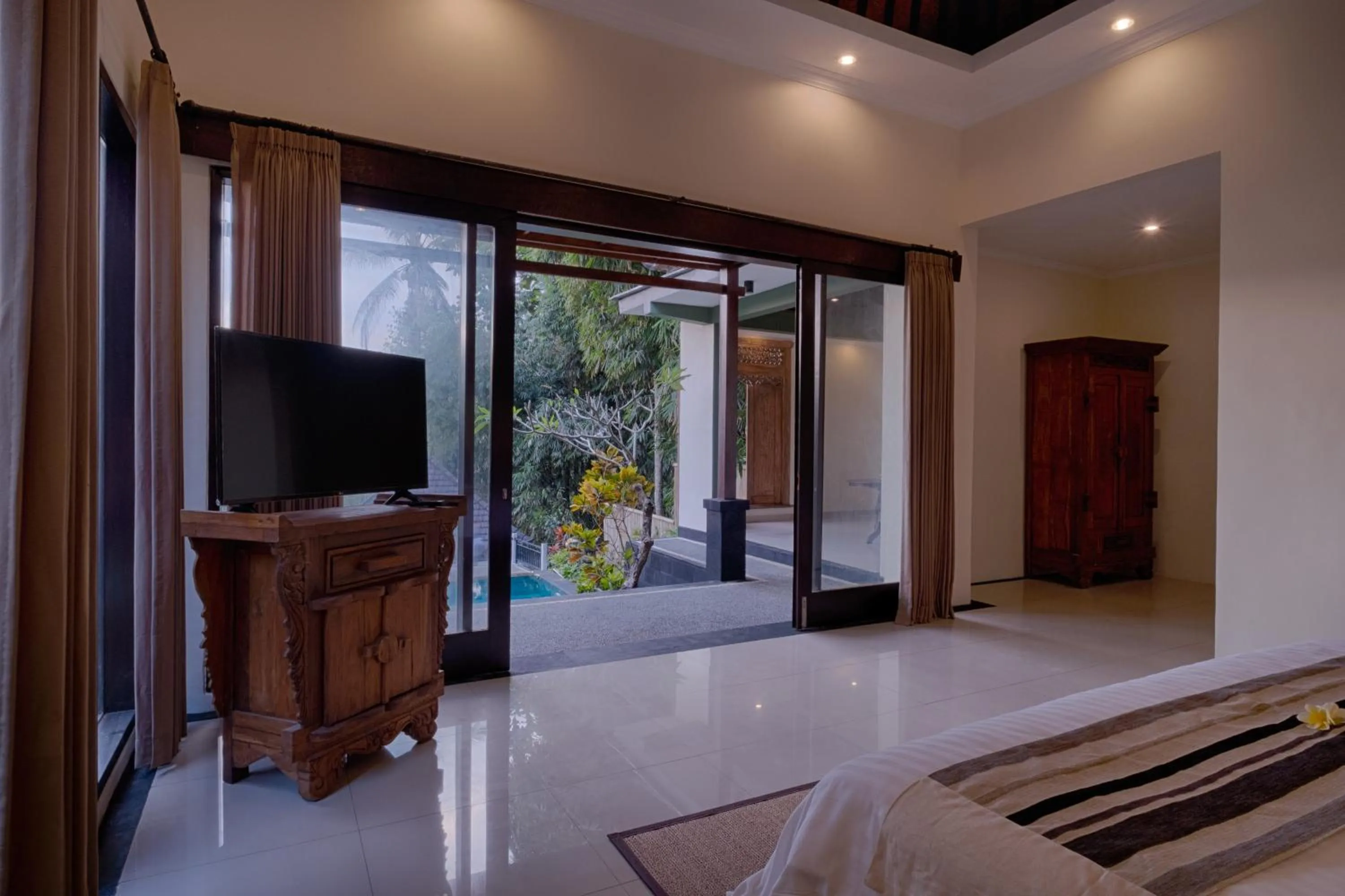 TV and multimedia in Kaja Villa