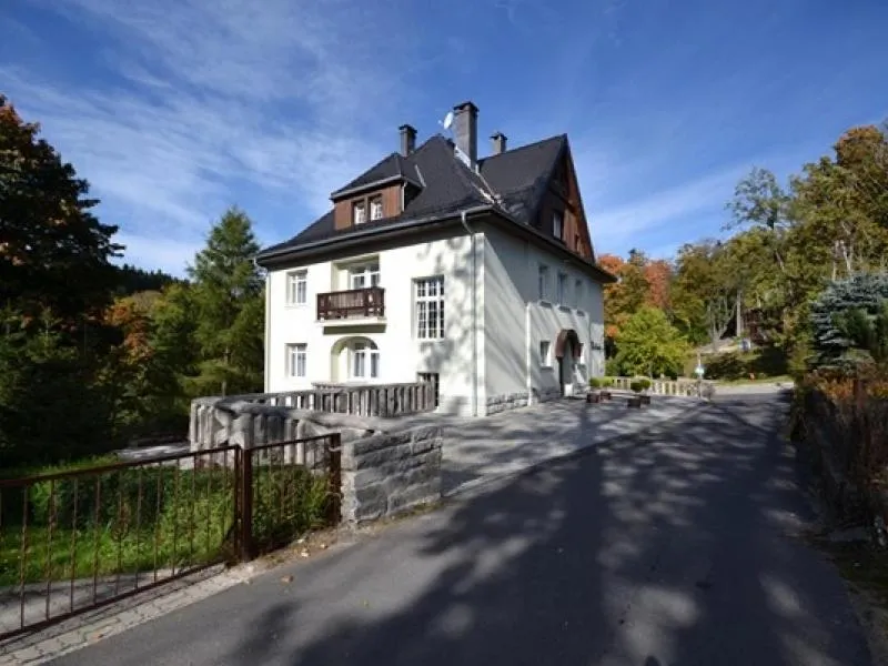 Facade/entrance in Willa Na Cichej