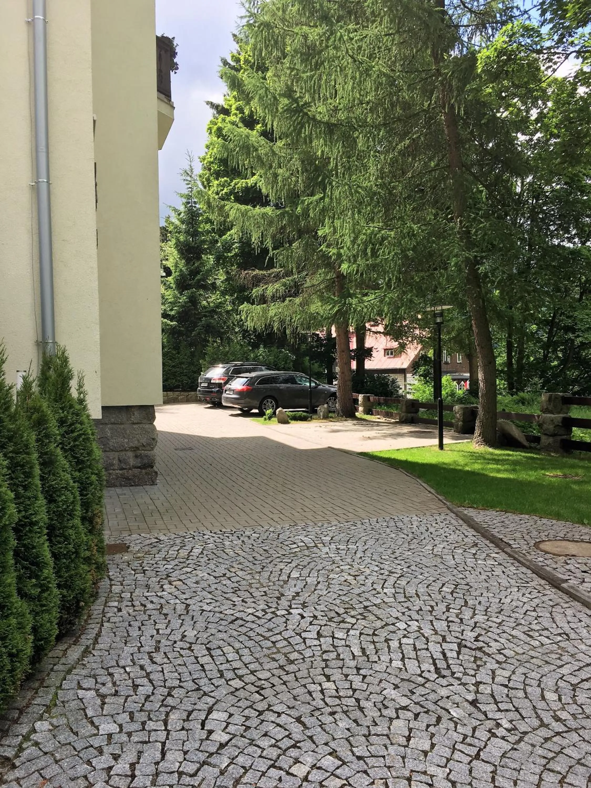 Spring in Willa Na Cichej