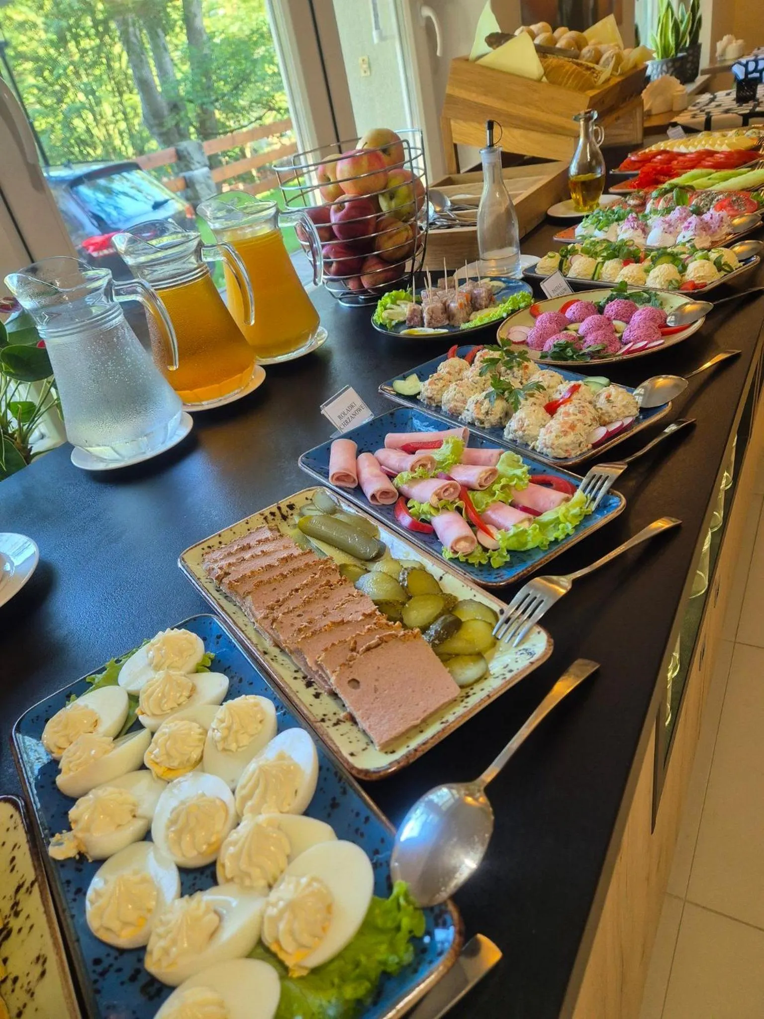 Food and drinks in Willa Na Cichej