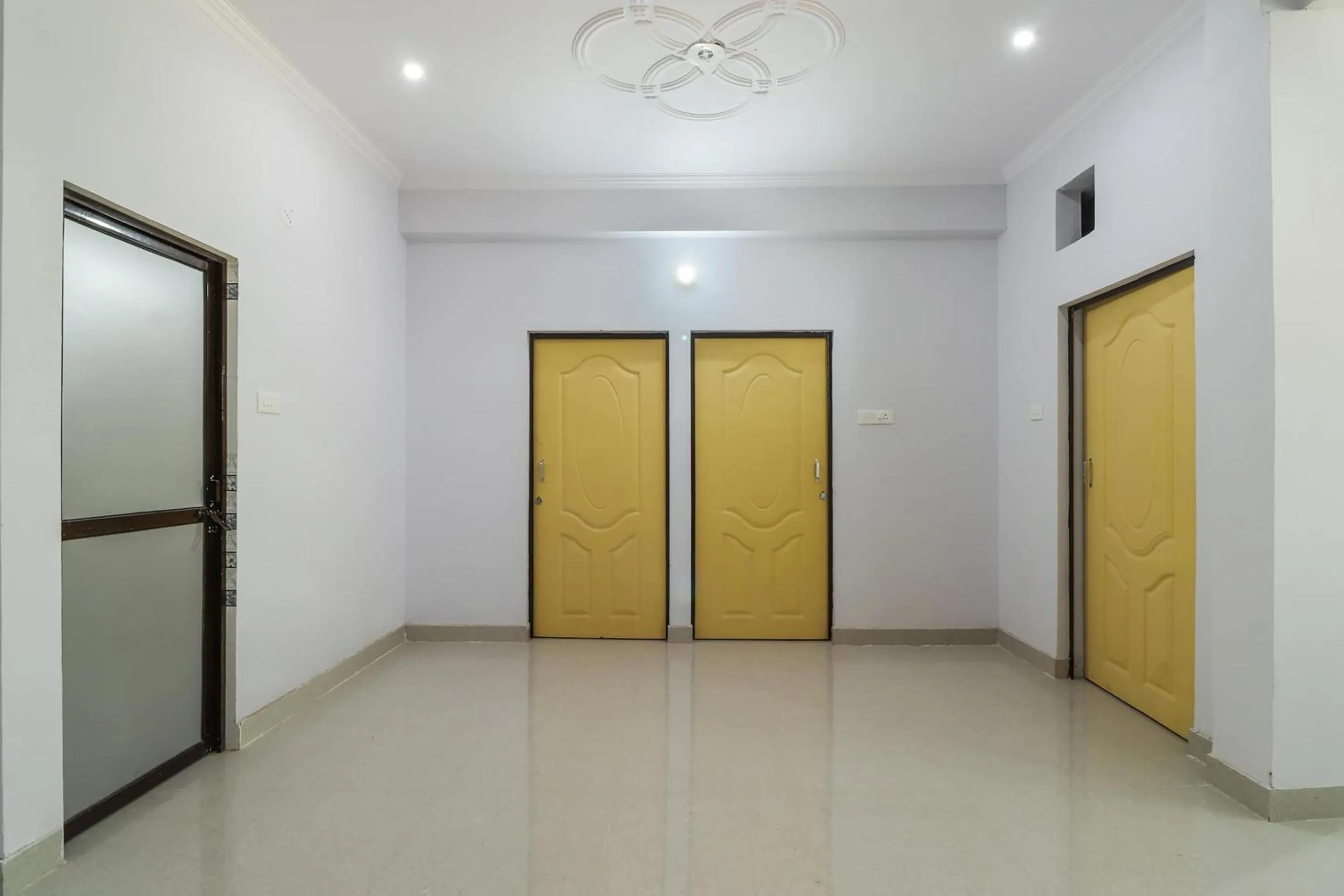 Lobby or reception in Hotel O Vgs