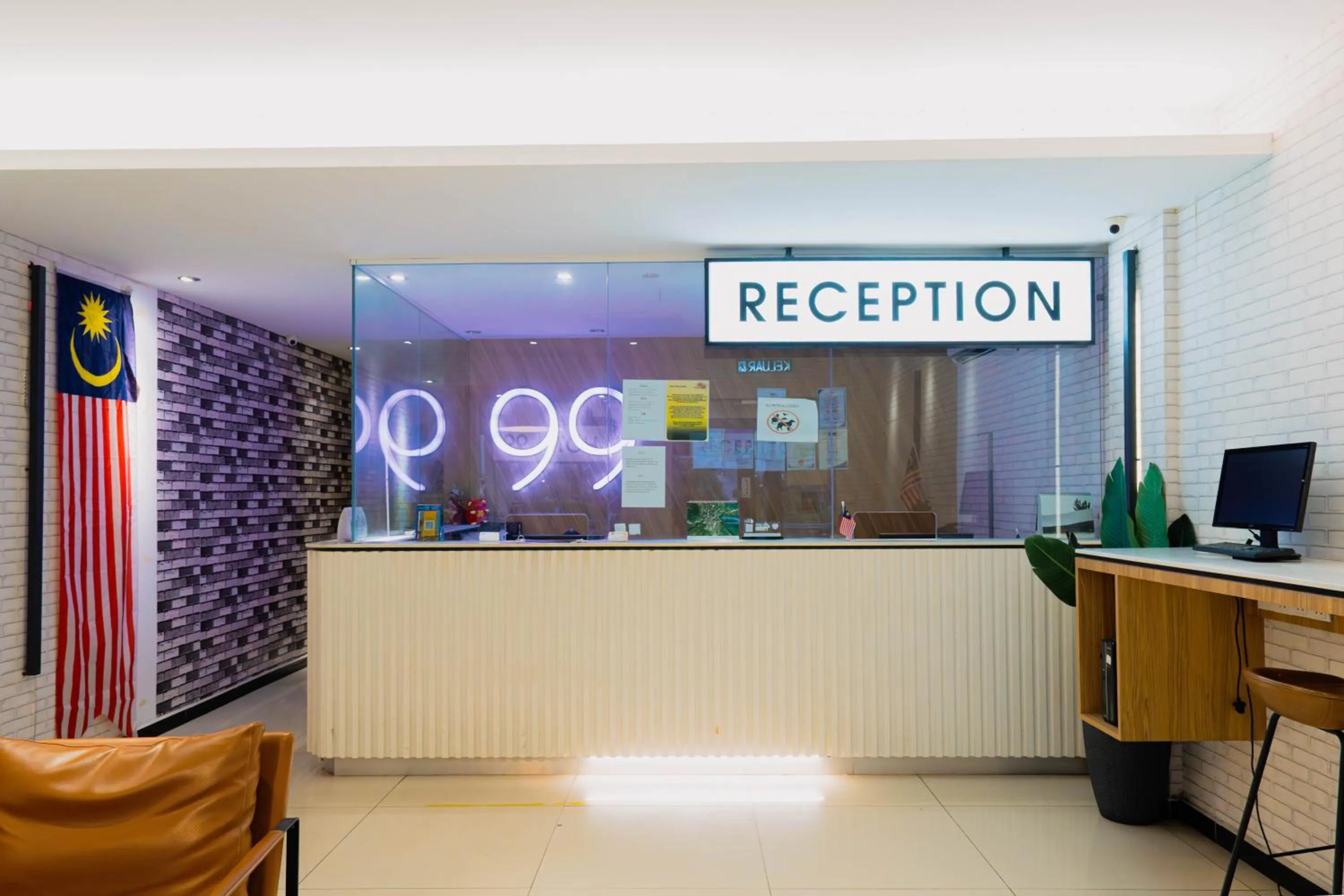 Lobby or reception in Hotel 99 Seri Kembangan Serdang