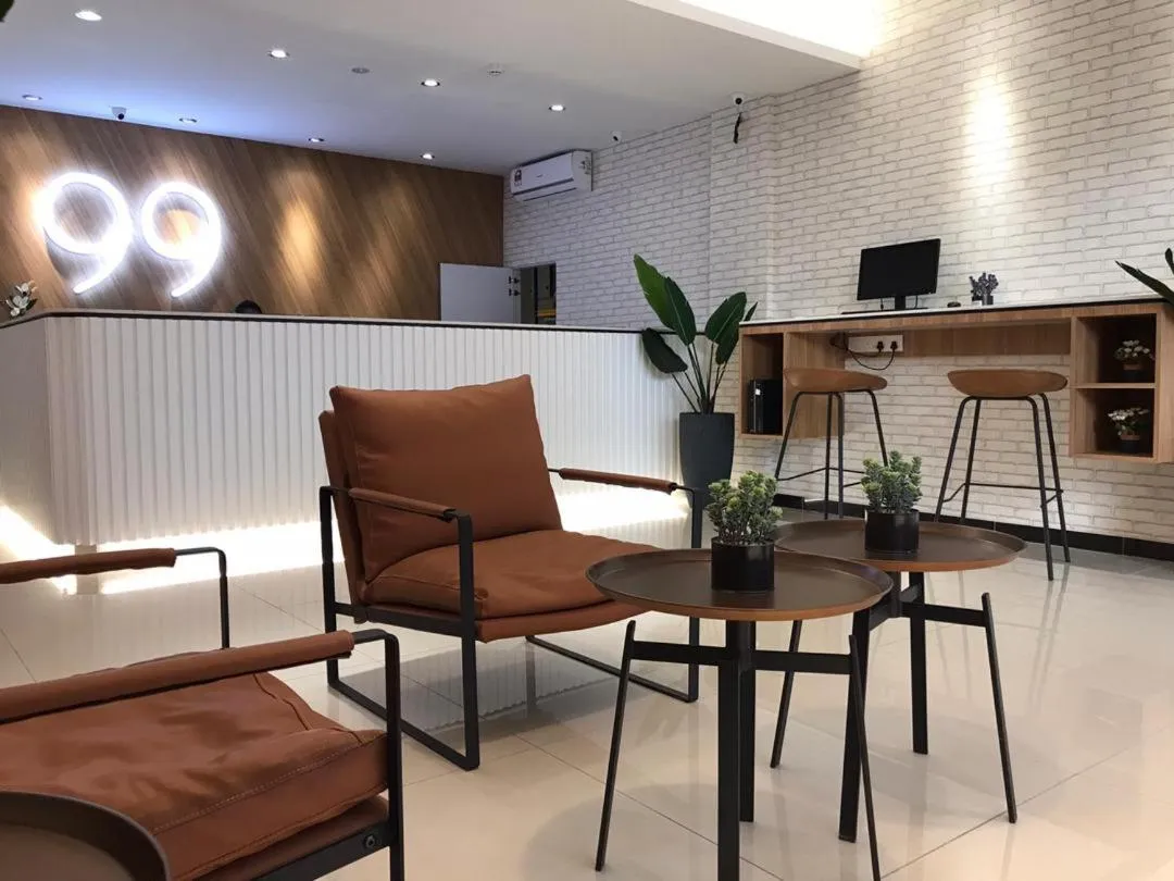 Seating area in Hotel 99 Seri Kembangan Serdang