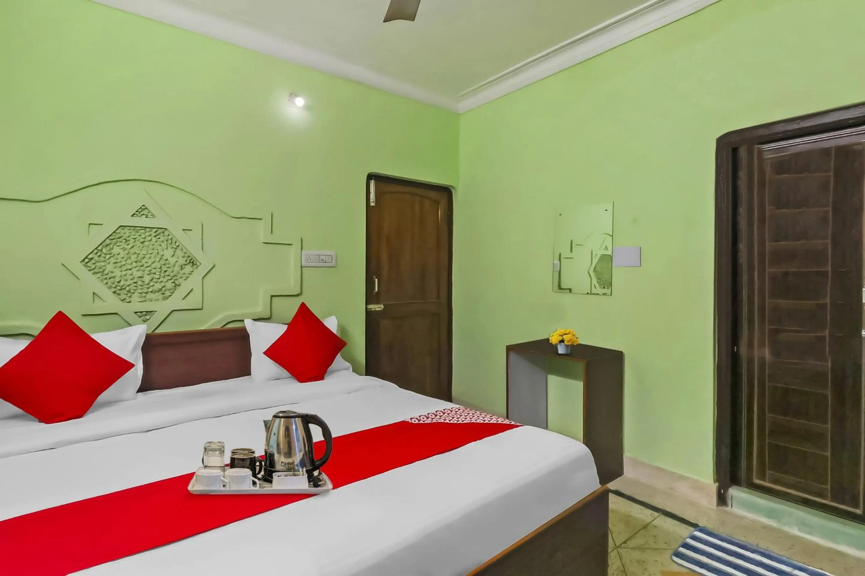 Bedroom, Bed in Super Hotel O Sai Heritage